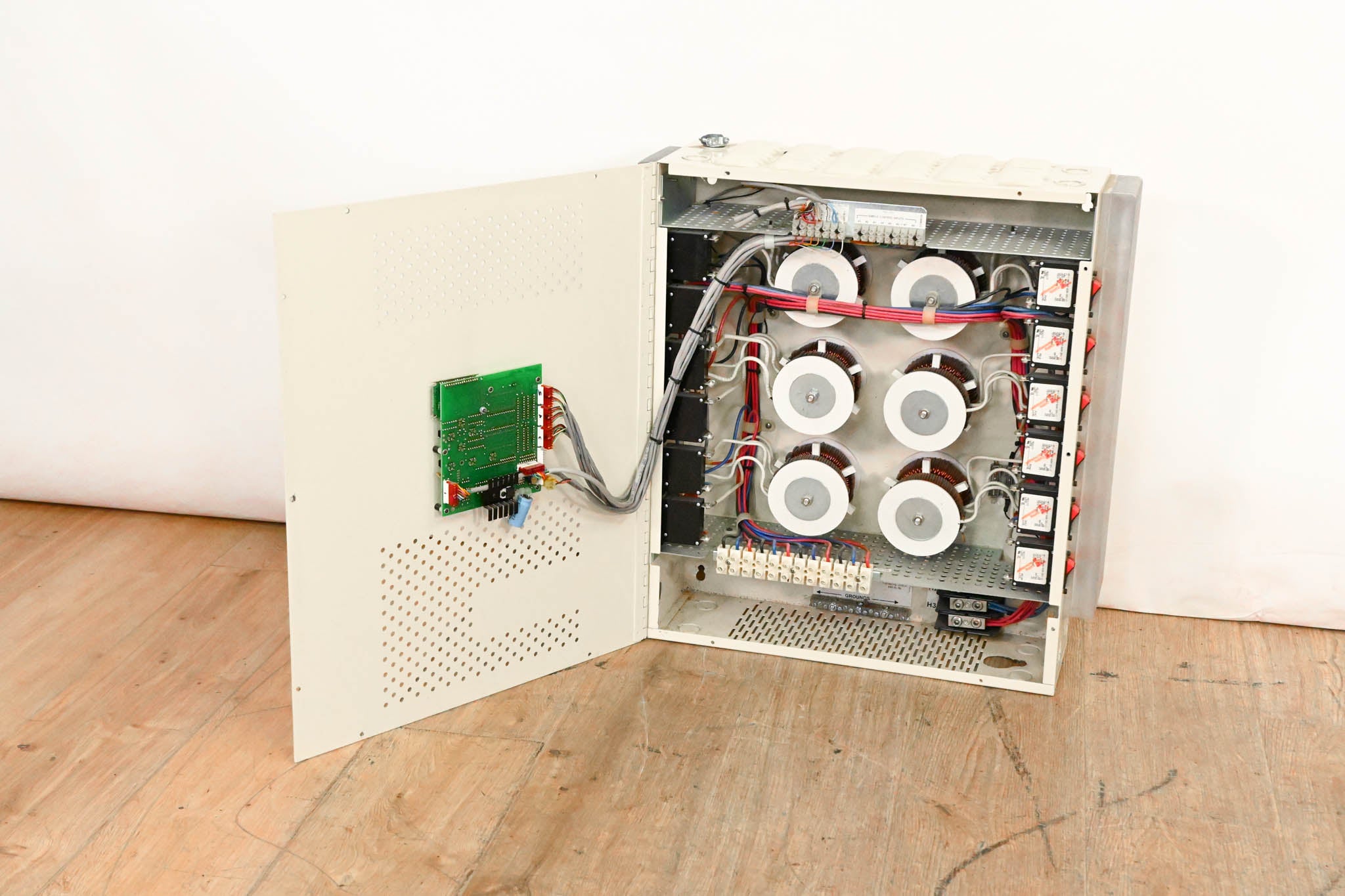 Lightronics AR-1202 12-Channel DMX Wall Mount Dimming System