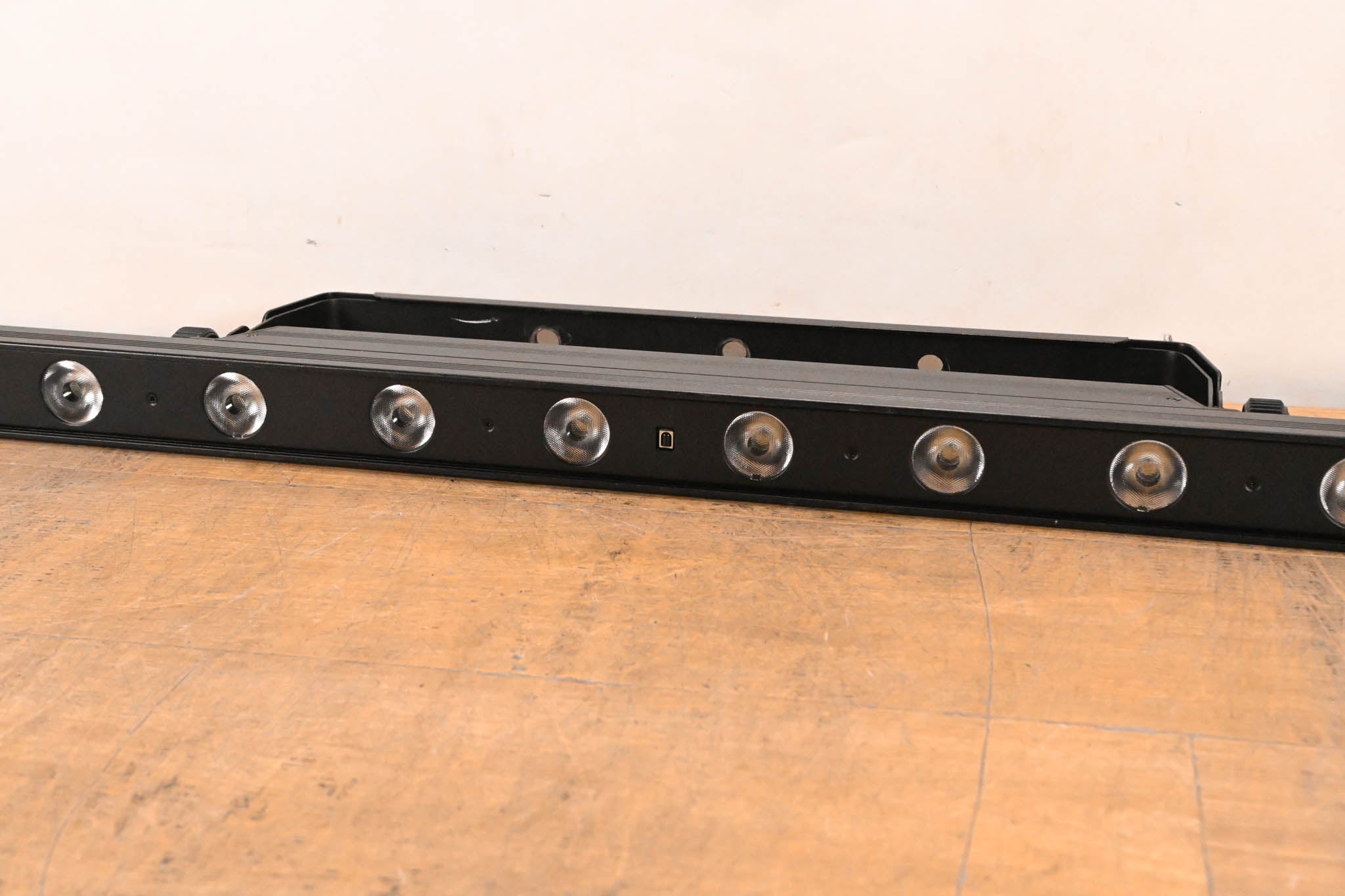 Chauvet COLORband T3USB Linear RGB Wash Light