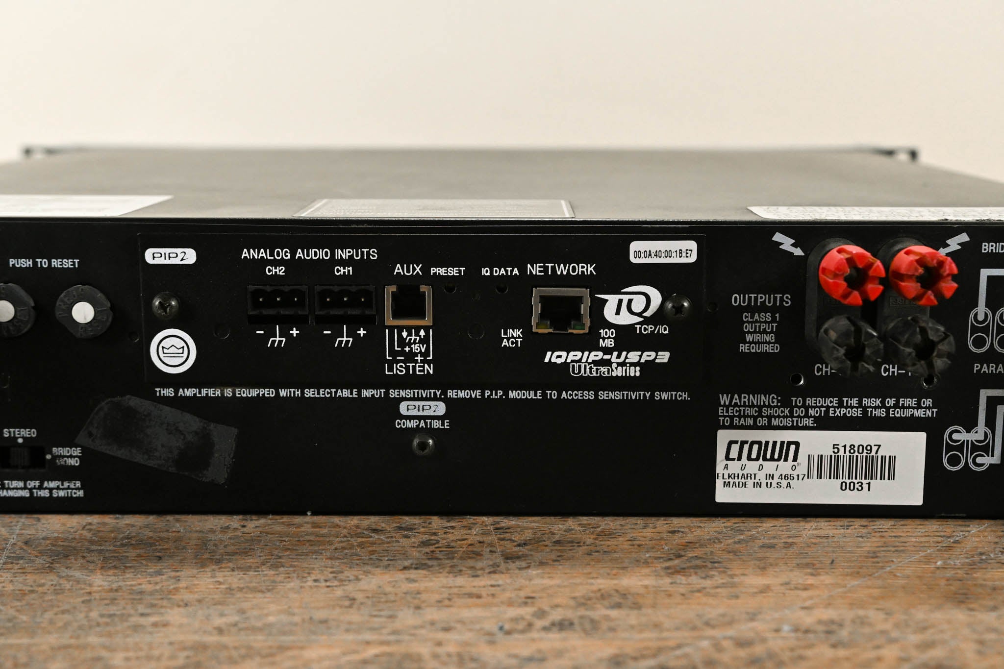 Crown Macro-Tech 2402 2-Channel Power Amplifier