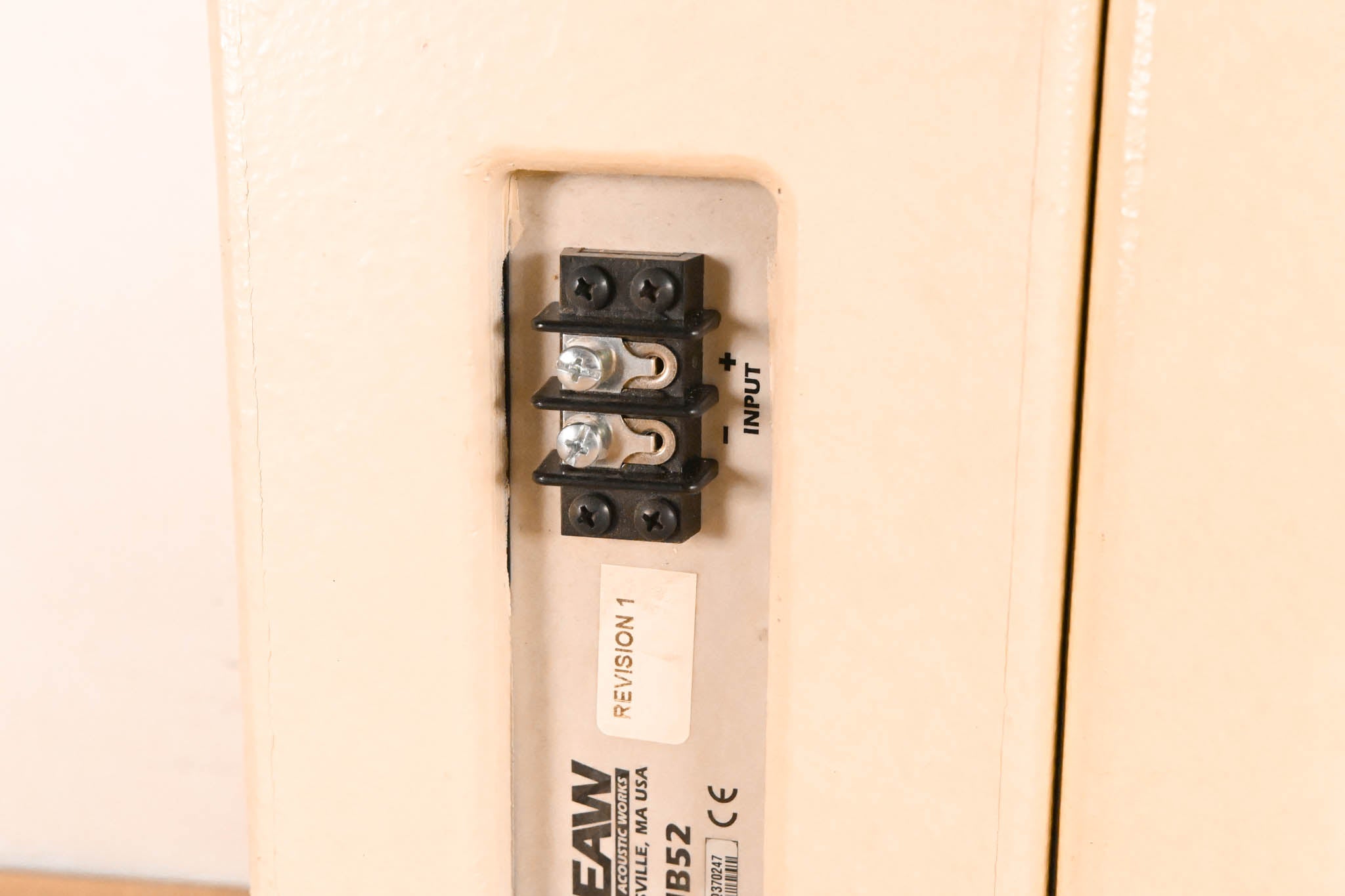 EAW UB52 Two-Way Full-Range Loudspeaker - White (PAIR)