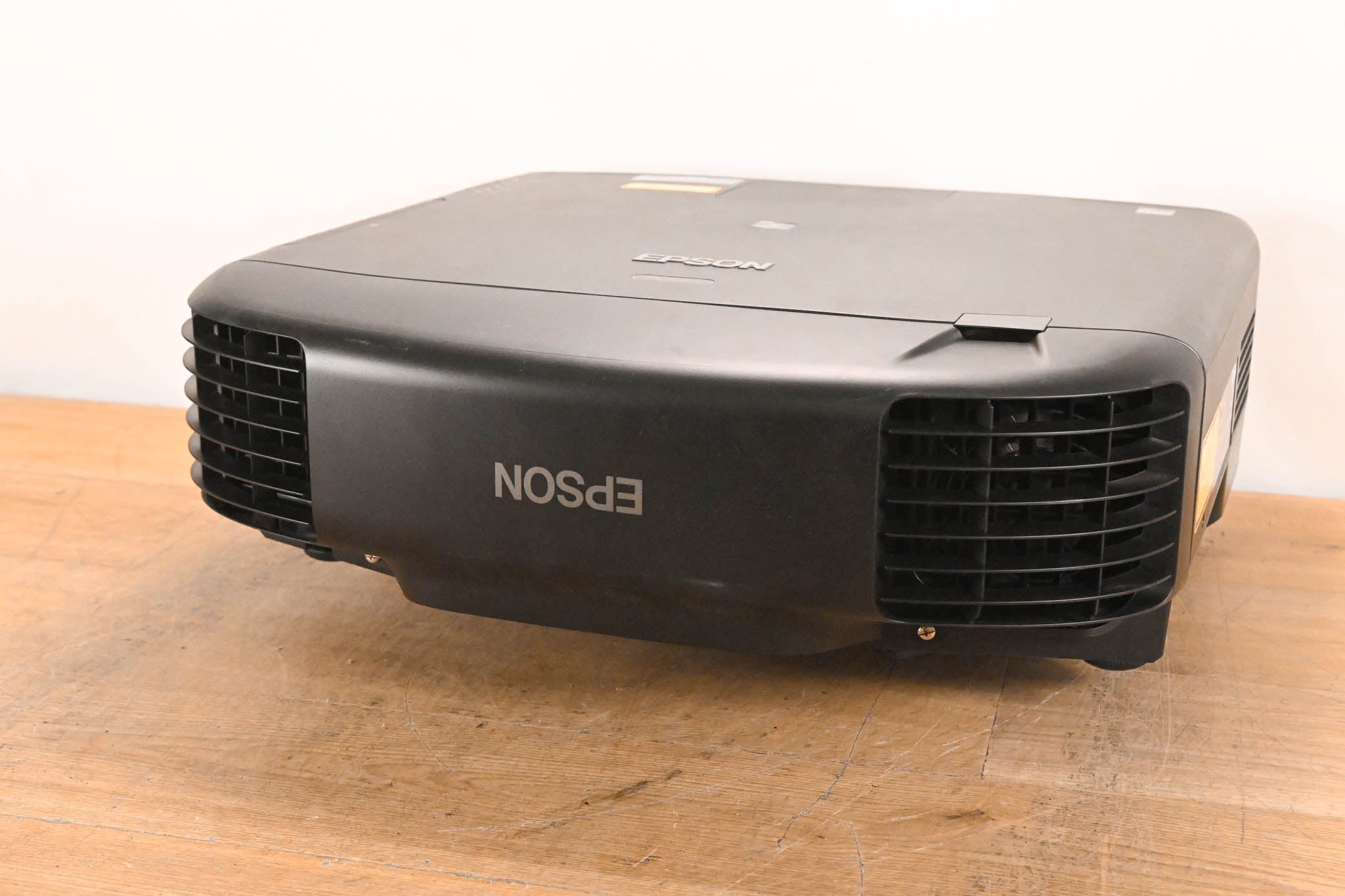 Epson Pro L1405U 8,000-Lumen Laser WUXGA 3LCD Projector