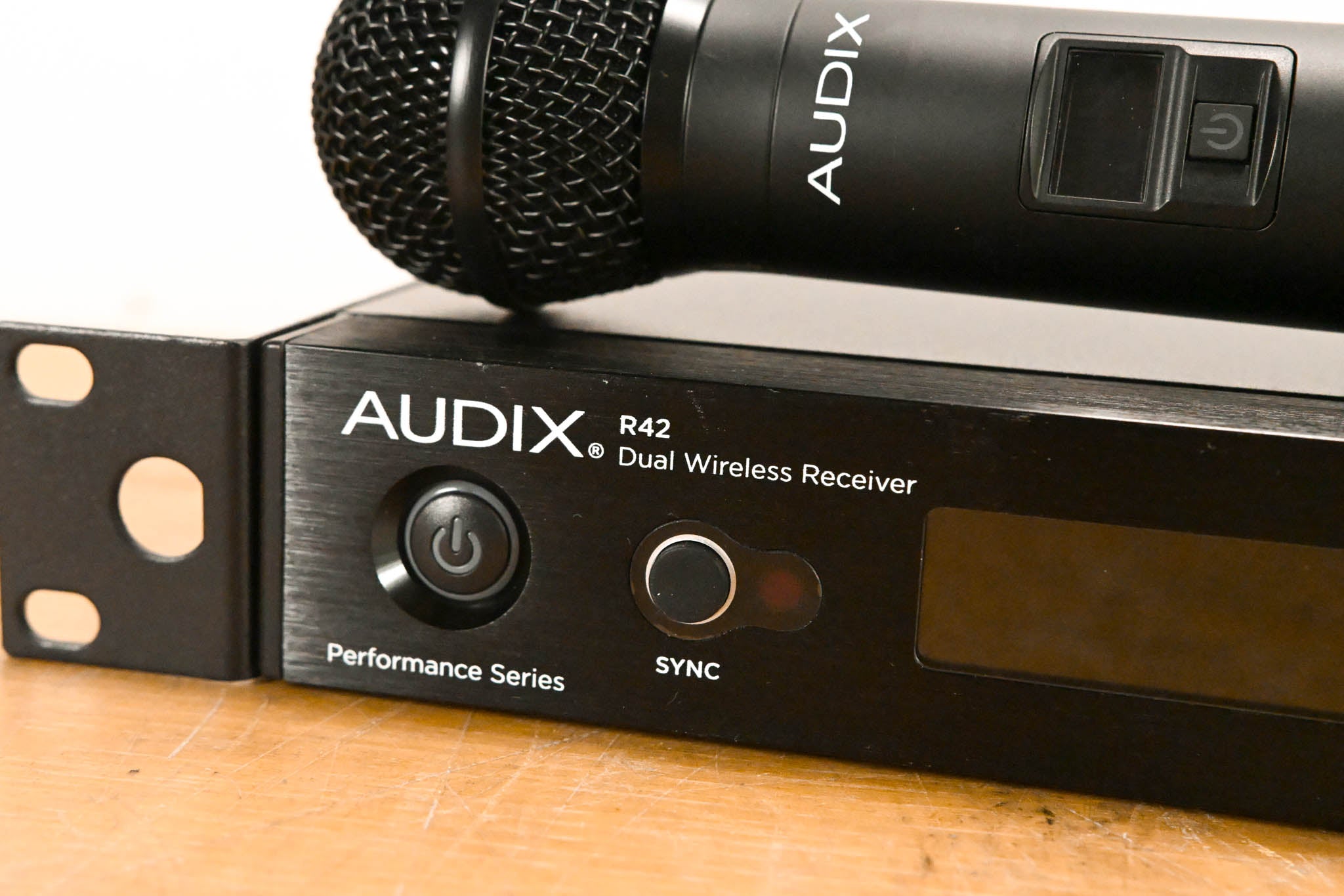 Audix AP42 OM2 Dual Handheld Wireless Mic System- A Band (NO PSU)