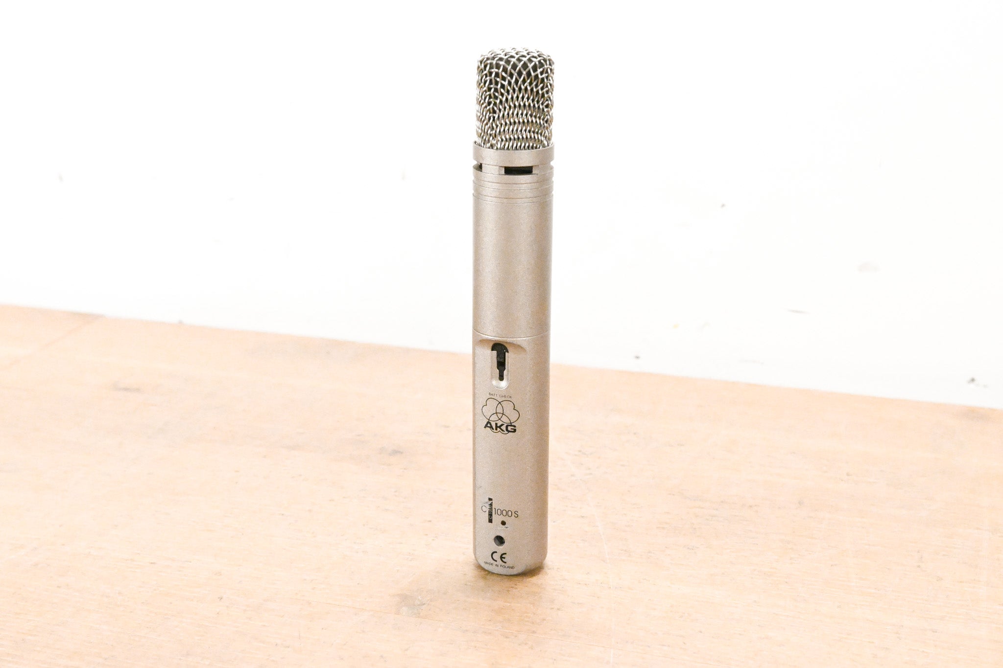 AKG C1000 S Small-Diaphragm Condenser Microphone