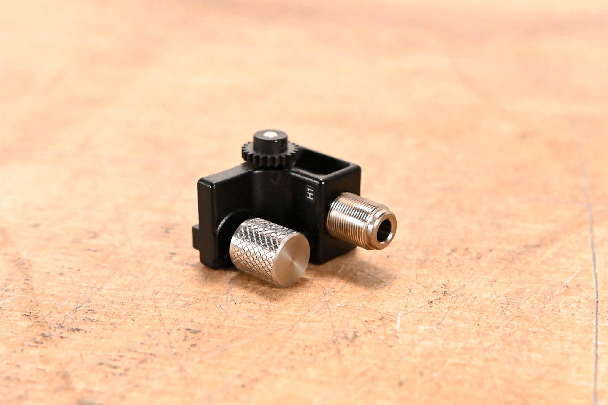 Fujinon FMM-6B Manual Focus Module for Fujinon ENG/EFP Lenses
