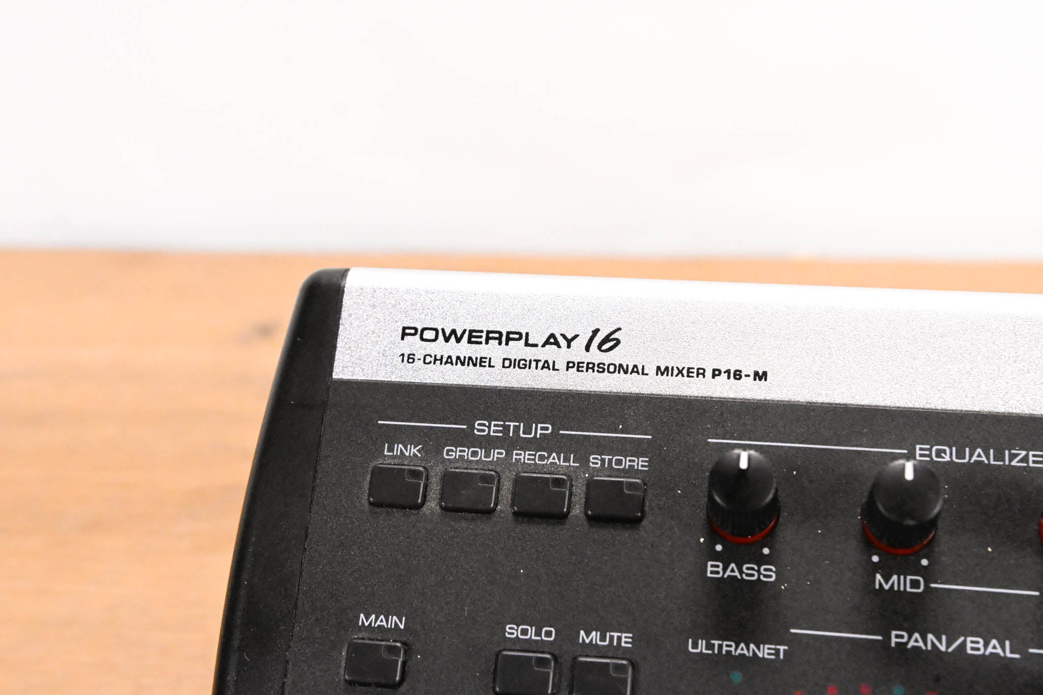 Behringer Powerplay P16-M 16-Channel Digital Personal Mixer