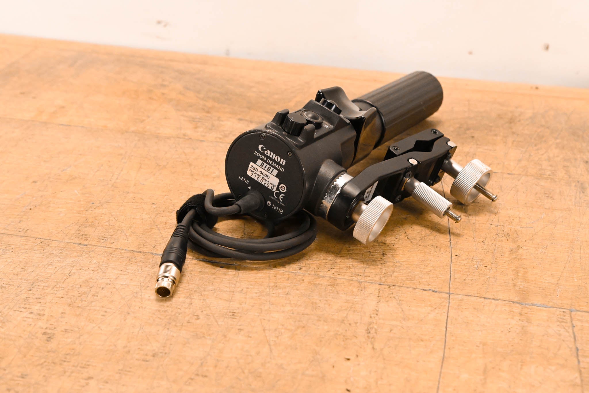 Canon ZSD-300D Digital Zoom Servo Demand