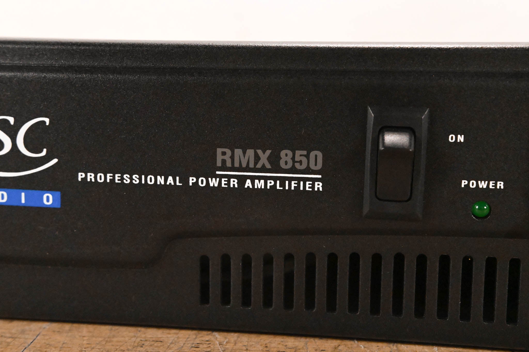 QSC RMX850 2-Channel Power Amplifier