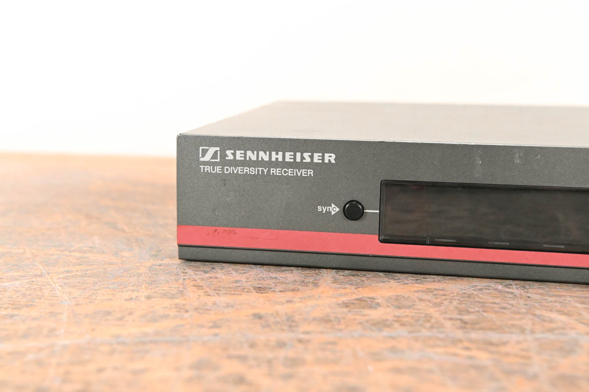 Sennheiser EM 100 G3 Wireless Receiver - 516-558 MHz (NO POWER SUPPLY)