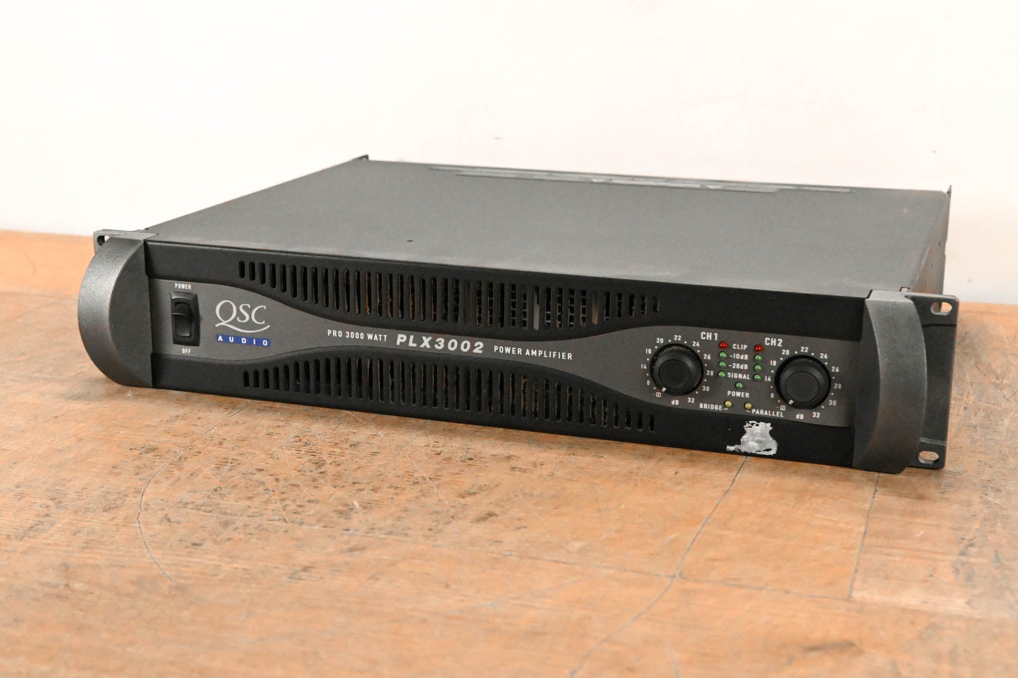QSC PLX3002 2-Channel Power Amplifier