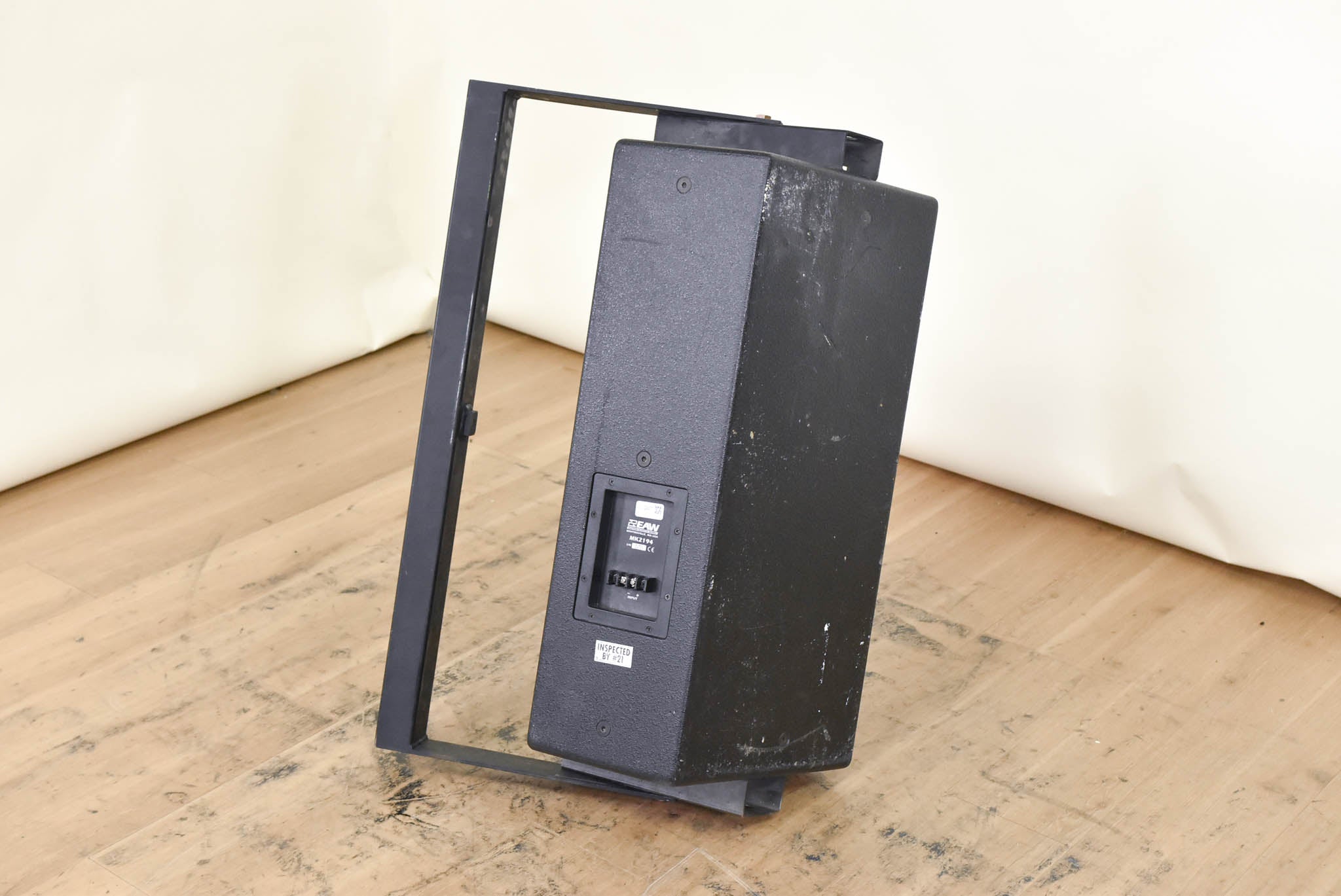 EAW MK2194 Two-Way Full Range Loudspeaker