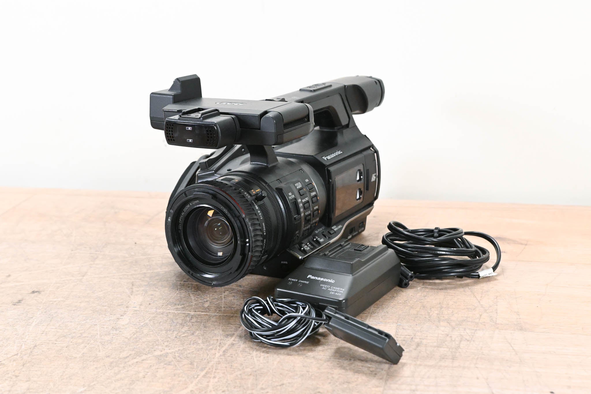 Panasonic AJ-PX270 microP2 AVC-ULTRA Handheld HD Camcorder