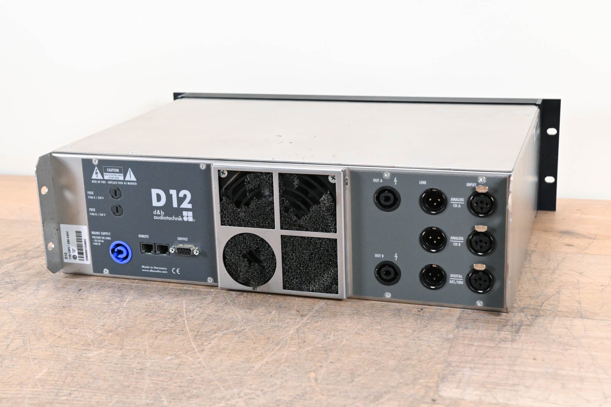 d&b audiotechnik D12 Dual-Channel Power Amplifier