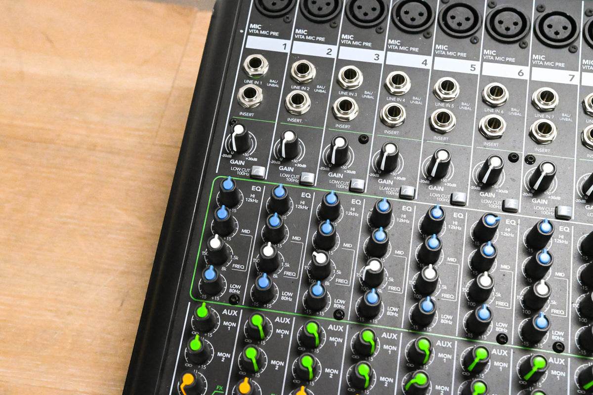 Mackie ProFX22v2 22-Channel Audio Mixer with USB and Effects