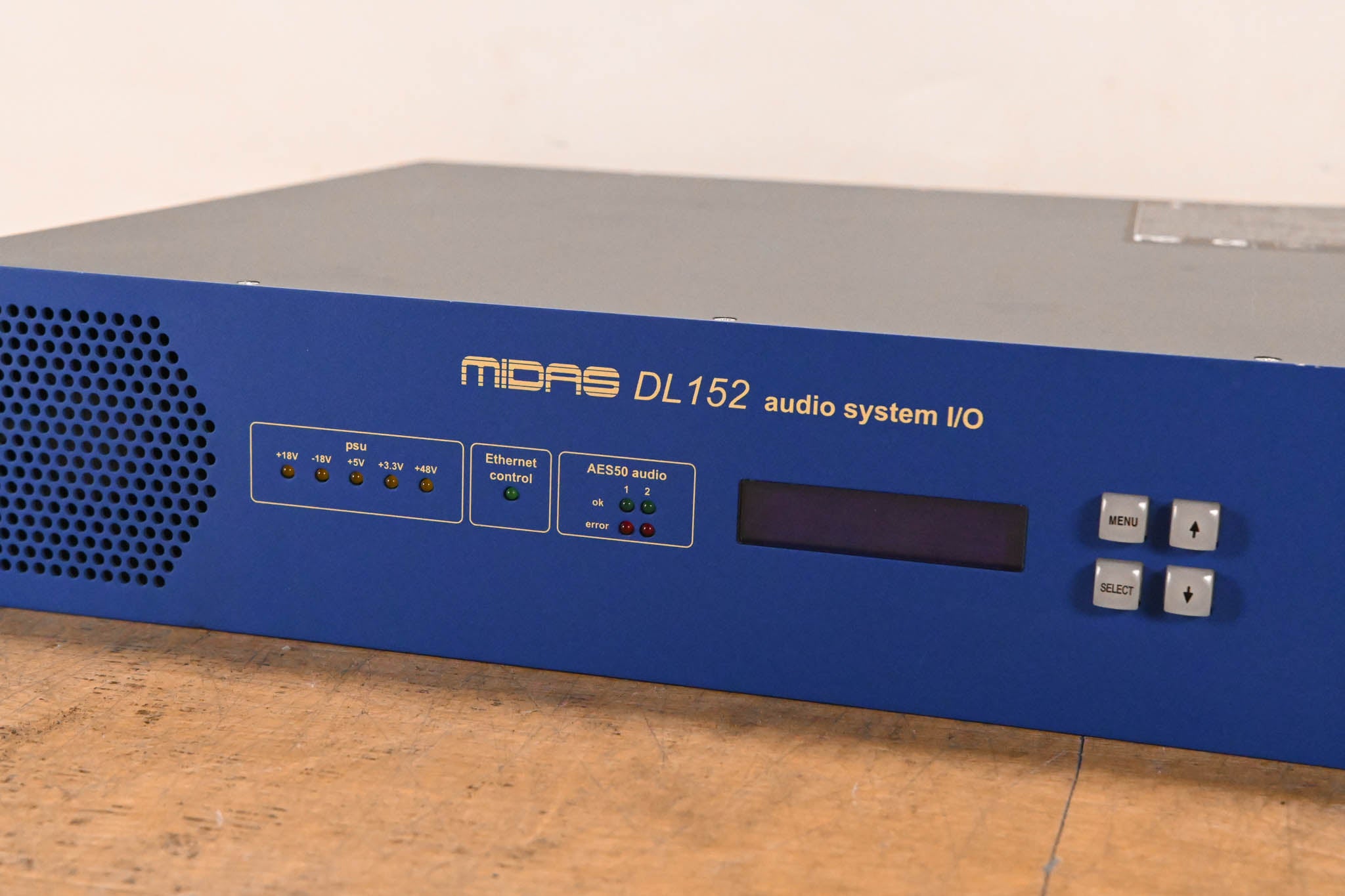 Midas DL152 PRO Series 24-Output Stage Box