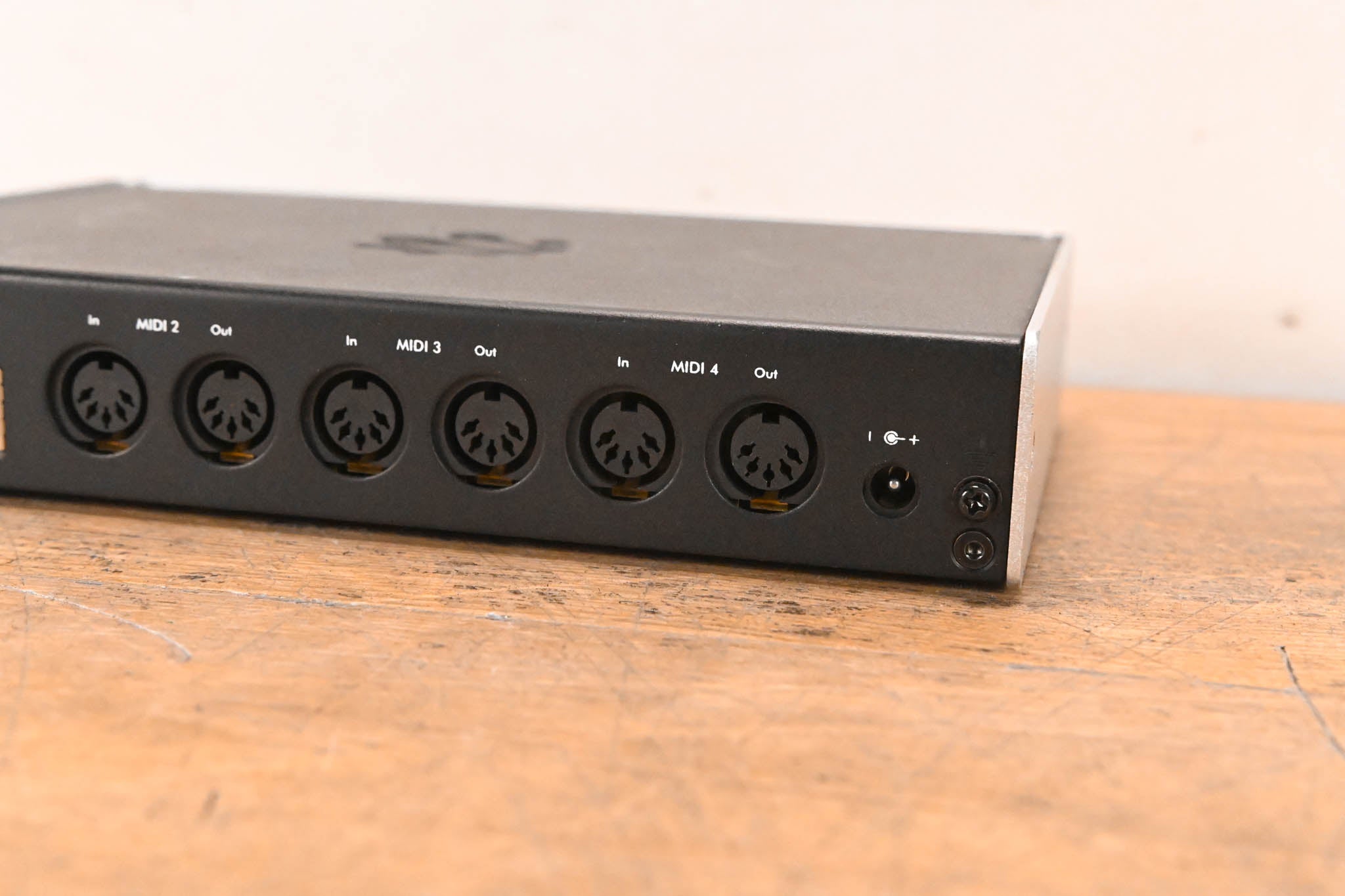 iConnectivity iConnectMIDI4+ USB + Lightning iOS MIDI Interface (NO PSU)