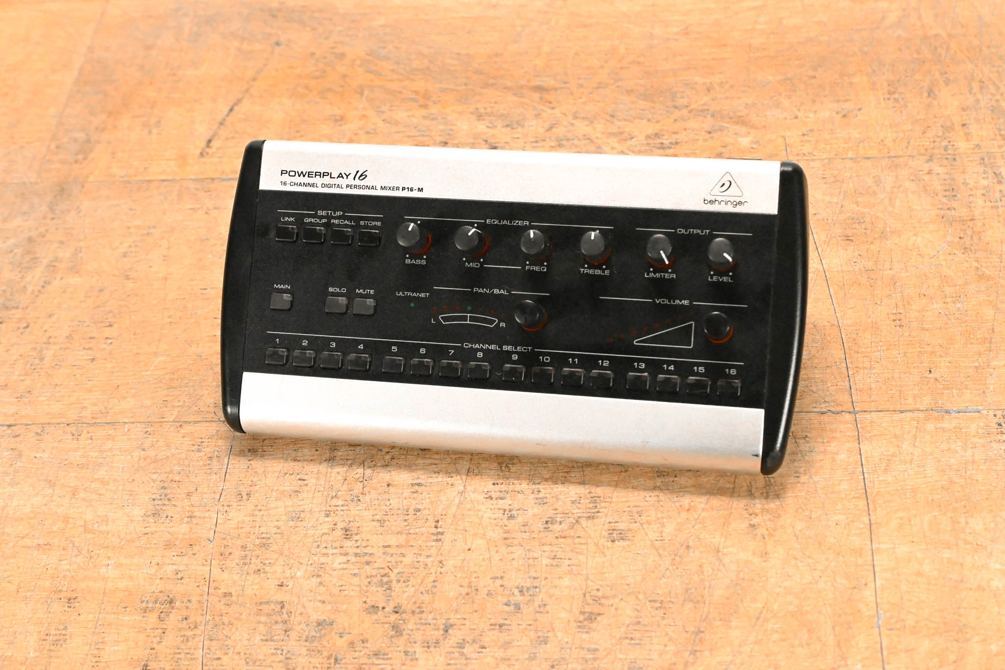 Behringer Powerplay P16-M 16-Channel Digital Personal Mixer