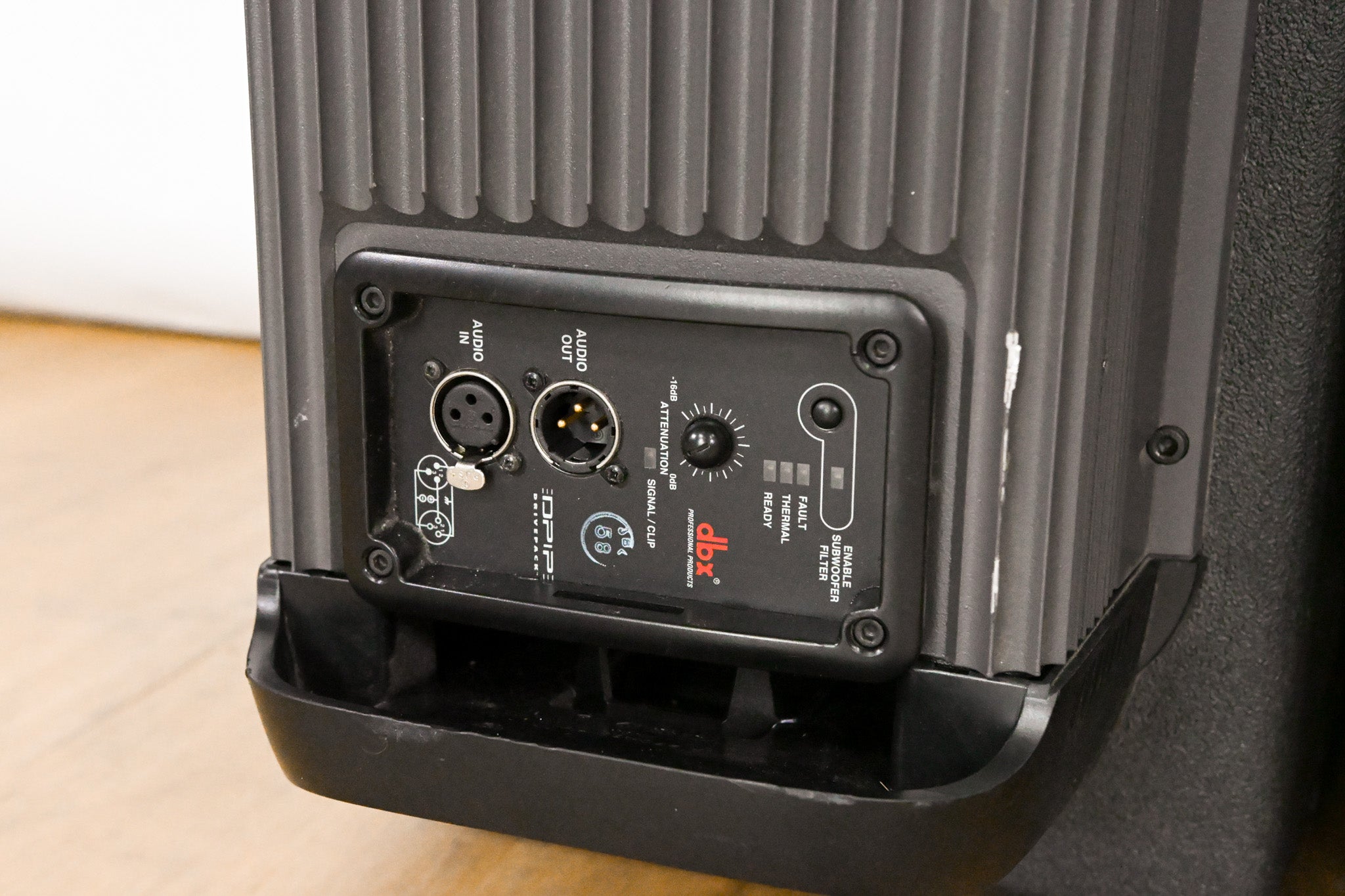 JBL VT4888DP Powered 3-Way Line Array Speaker (PAIR)