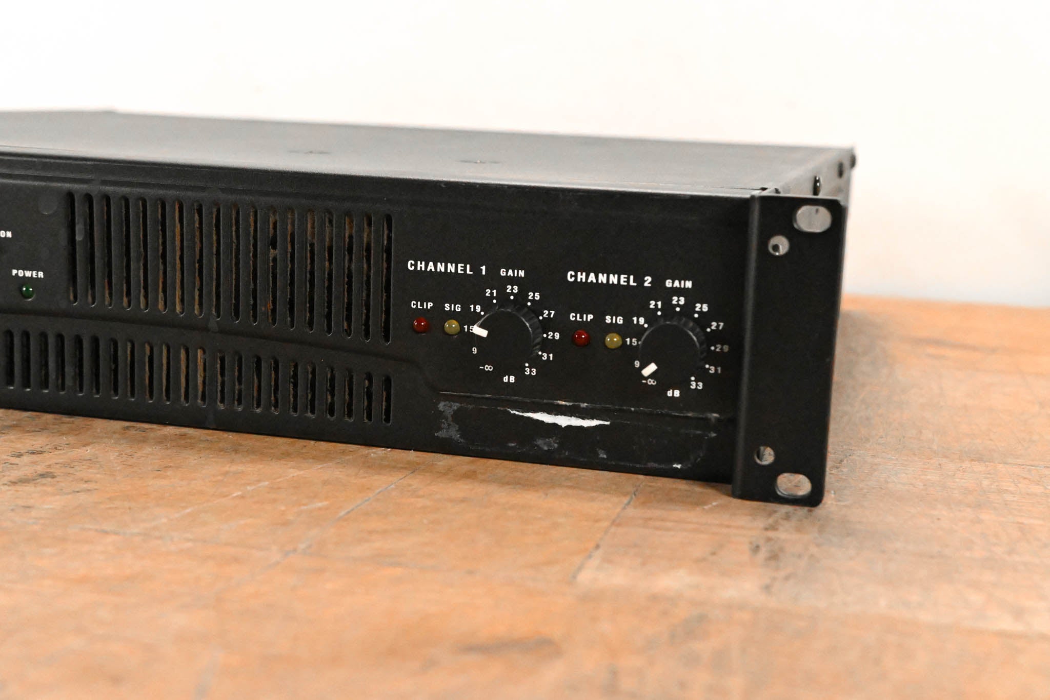 QSC RMX1850HD 2-Channel Power Amplifier