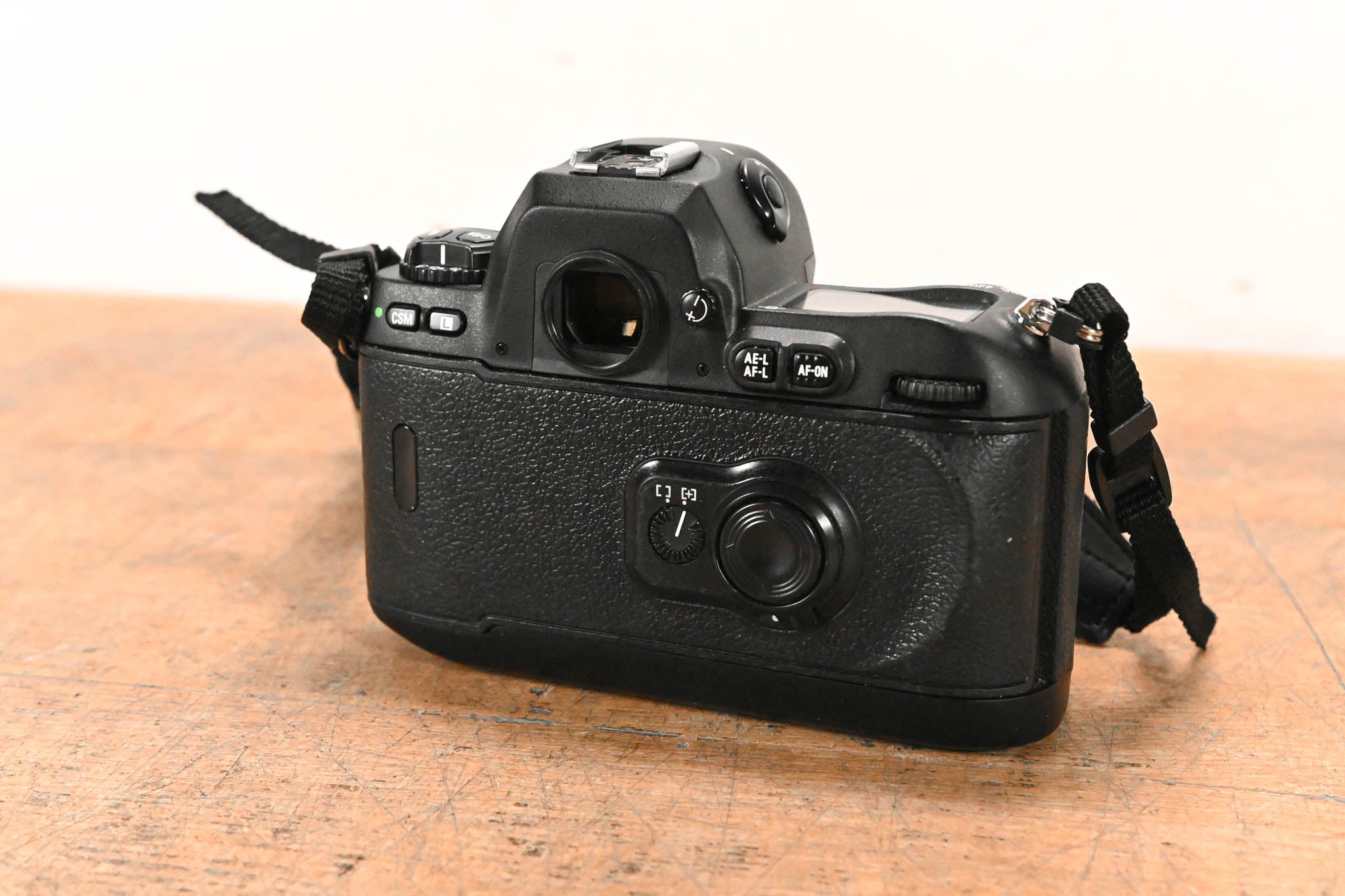 Nikon F100 Black 35mm SLR Film Camera Body with Strap