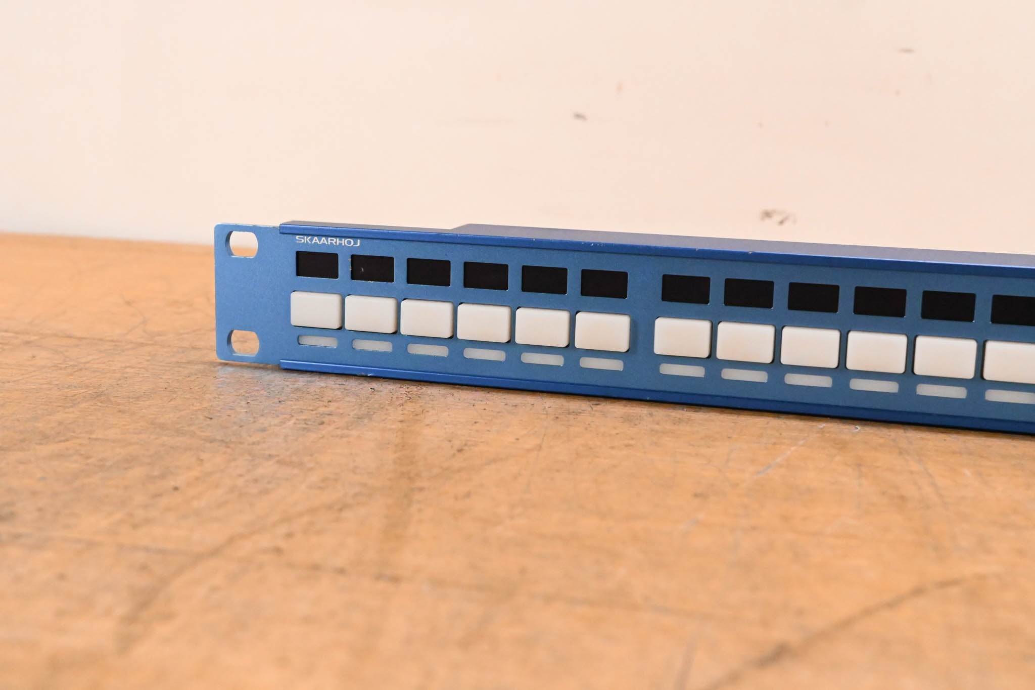 SKAARHOJ Rack Fly Uno Universal Control Panel