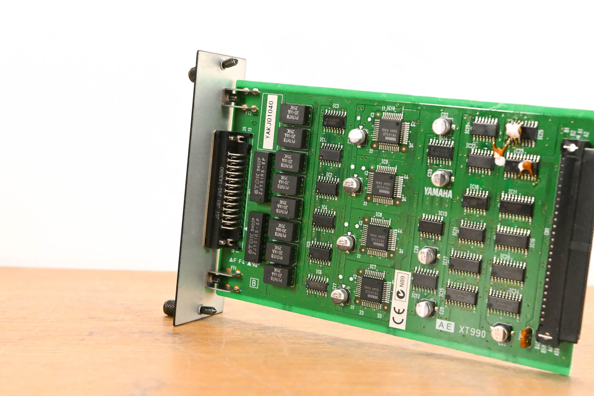 Yamaha MY8-AE 8-Channel AES/EBU Input/Output Card