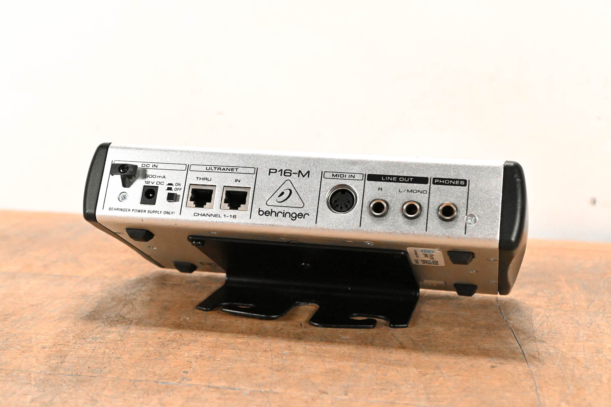 Behringer Powerplay P16-M 16-Channel Digital Personal Mixer