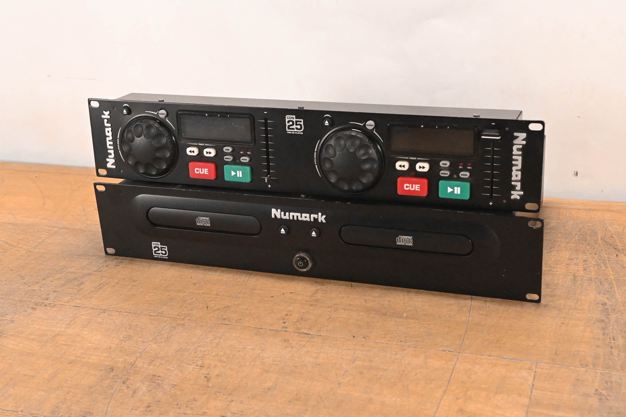 Numark CDN25 Professional Dual CD Player with Controller