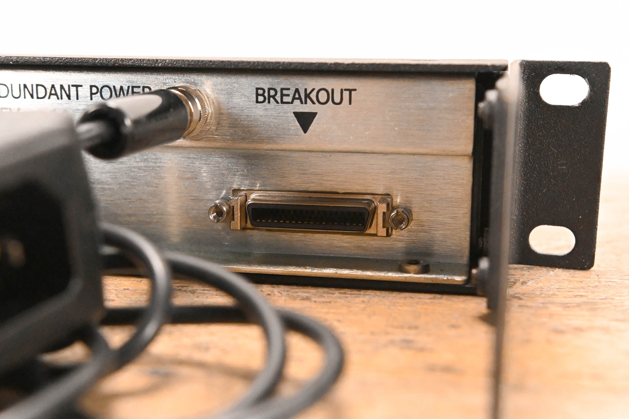 Ross Carbonite Breakout Panel