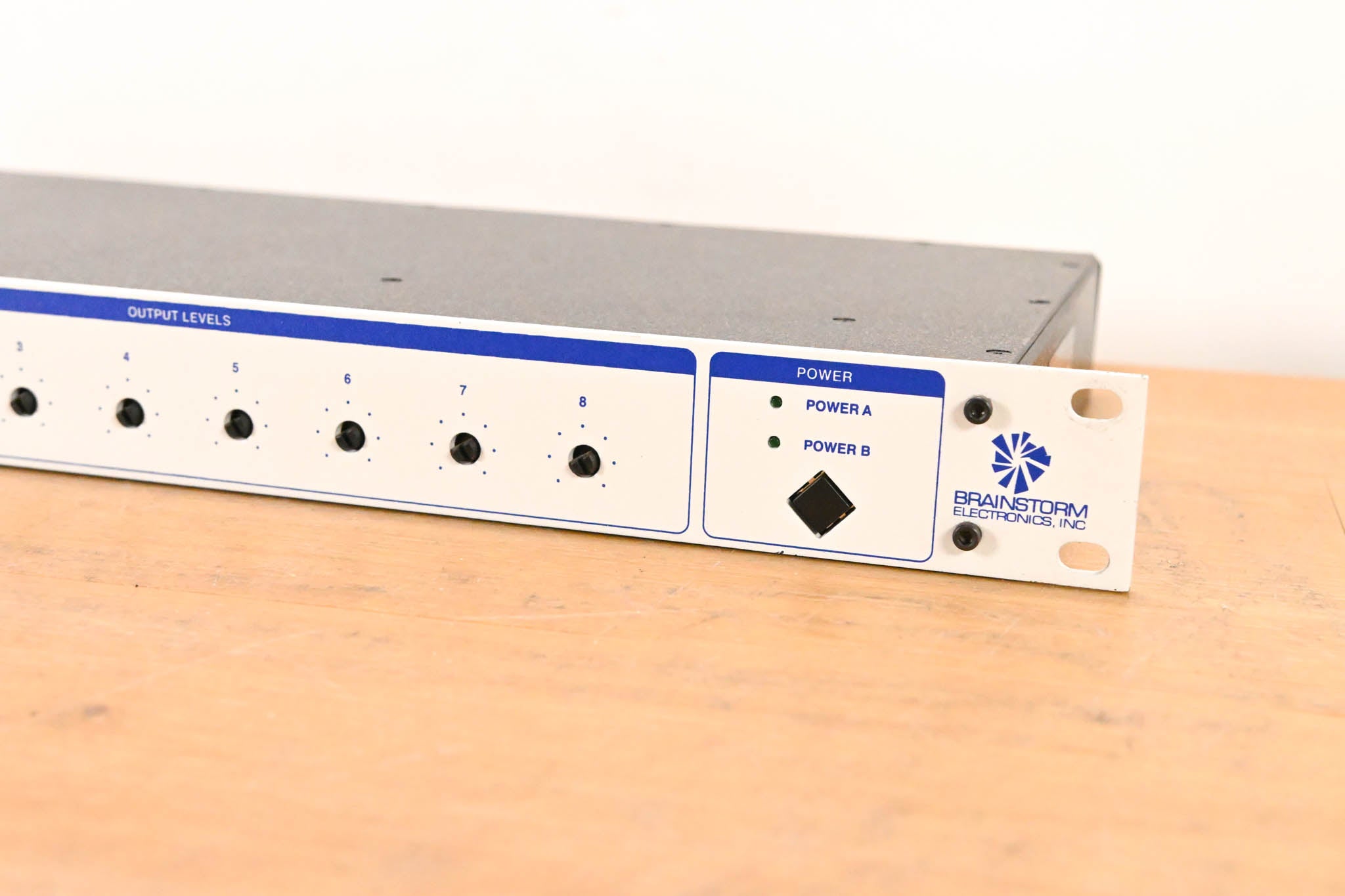 Brainstorm Electronics SR-28 Timecode Distributor/Reshaper (NO PSU)