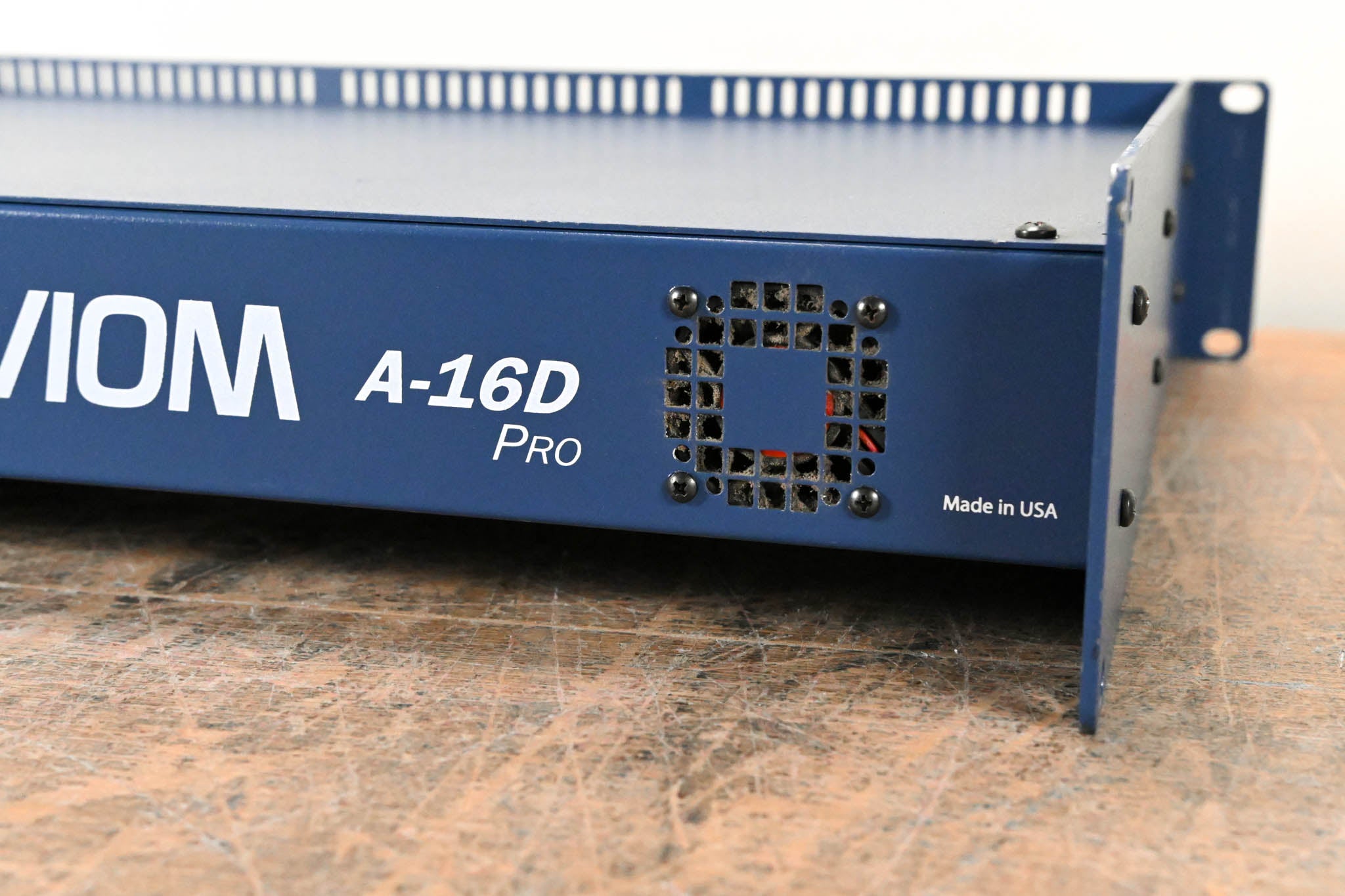 Aviom A-16D Pro A-Net Distributor