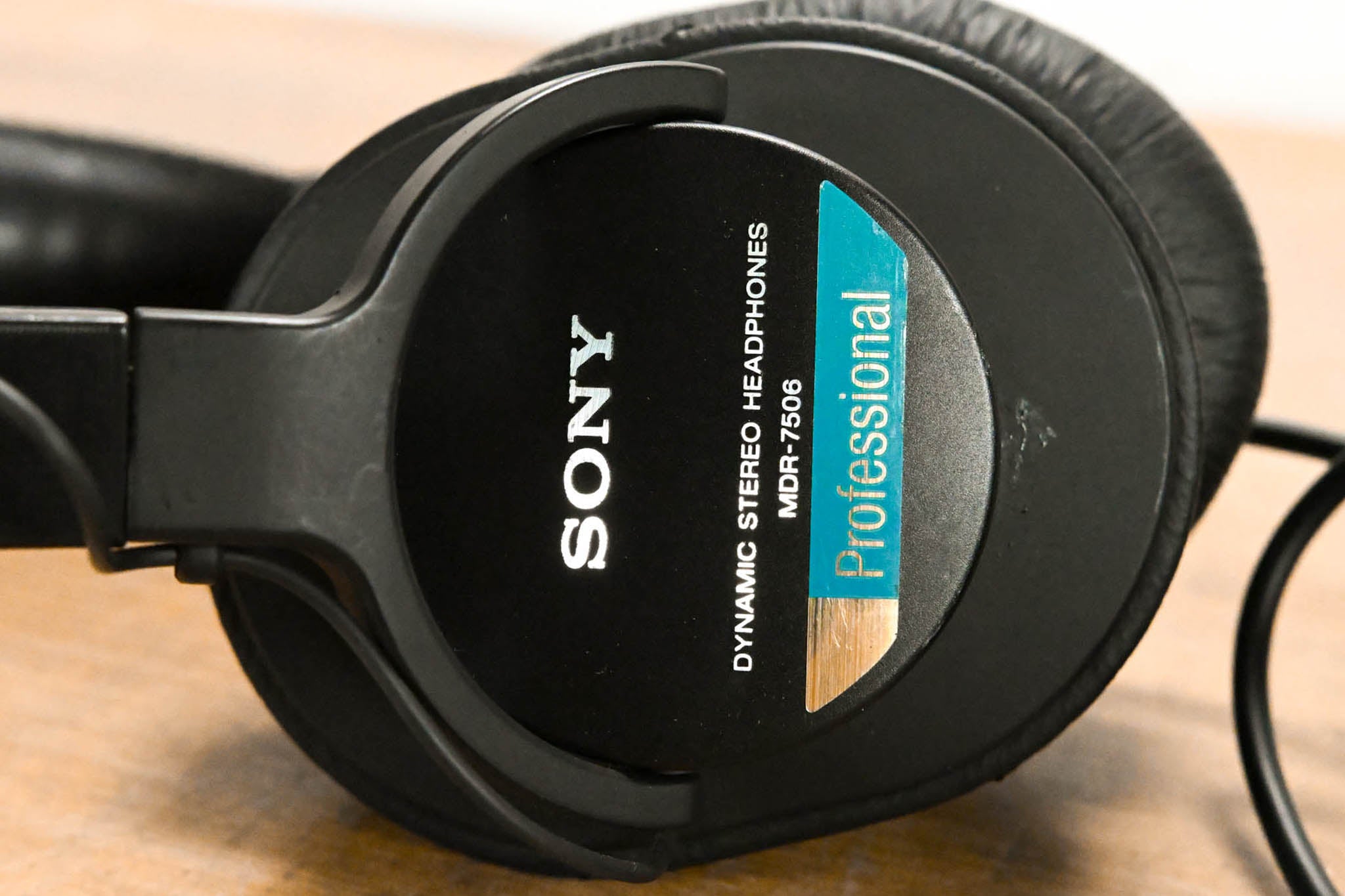 Sony MDR-7506 Professional Stereo Monitor Headphones