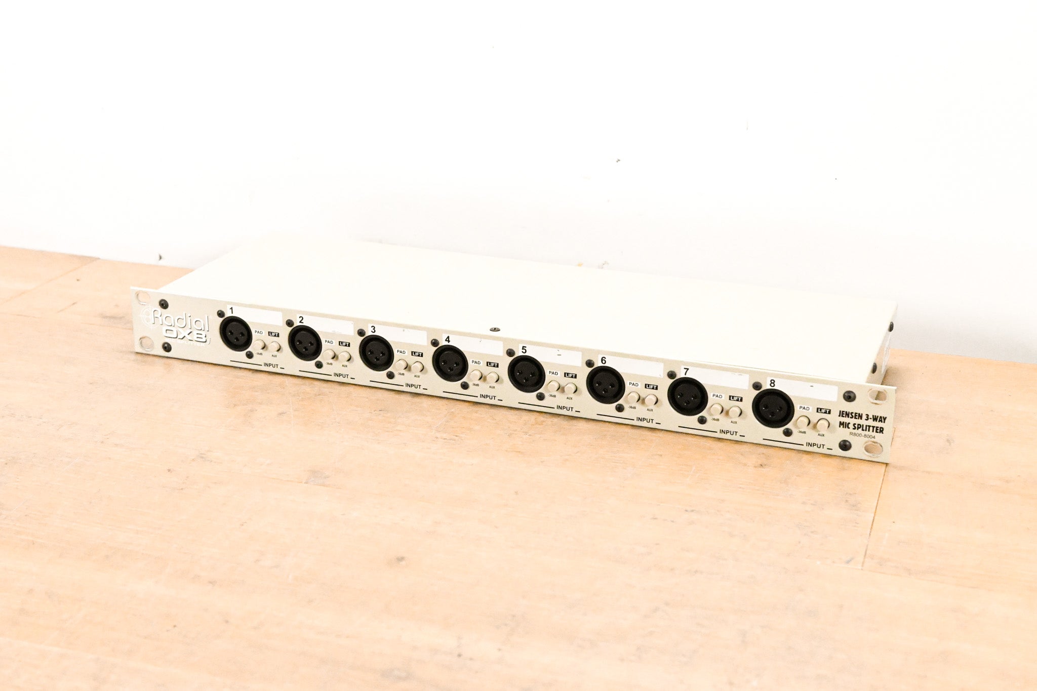 Radial Engineering OX8-j Jensen-Equipped 8-Channel Microphone Splitter