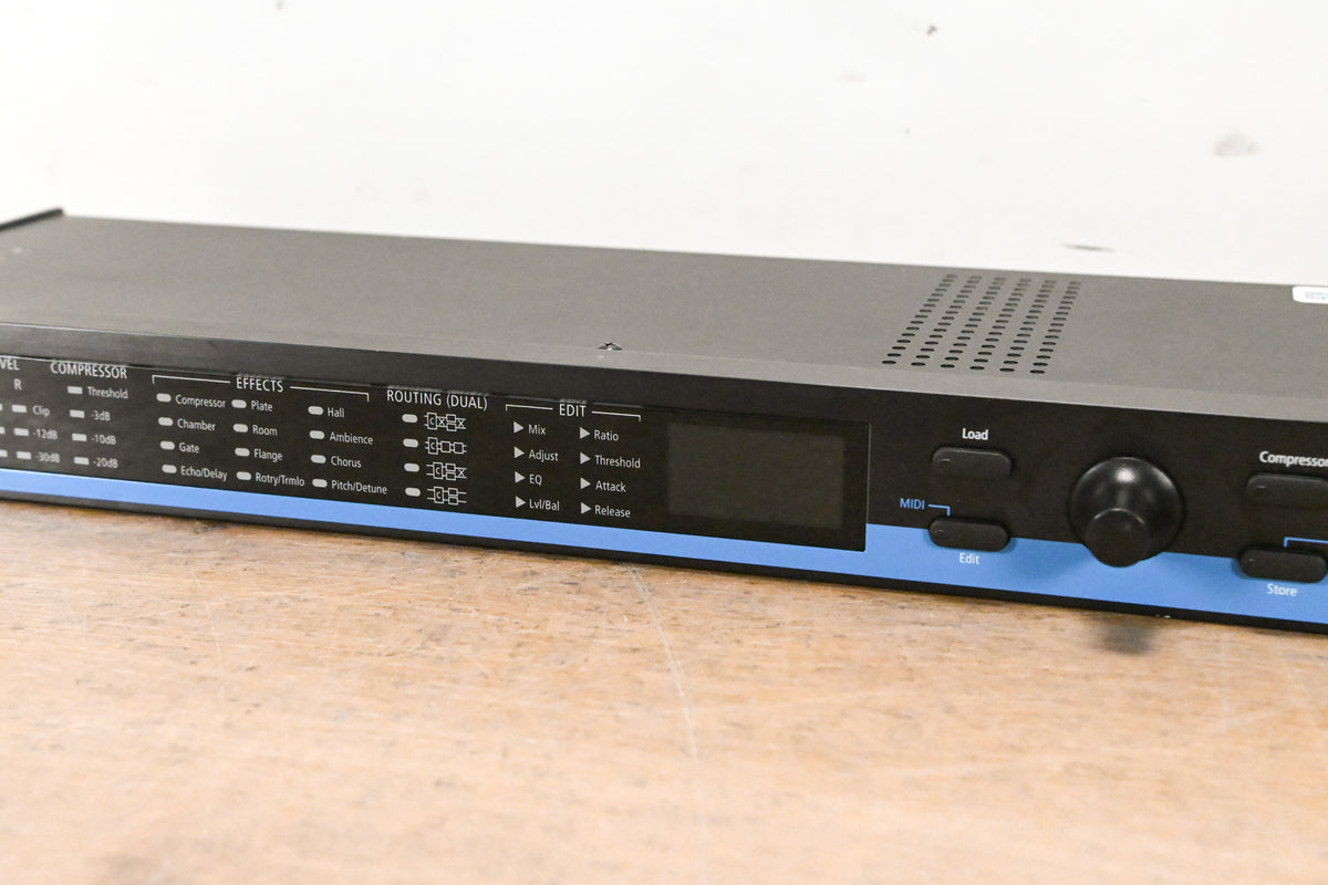 Lexicon MPX 200 24-Bit Two-Channel Multi-Effect Processor
