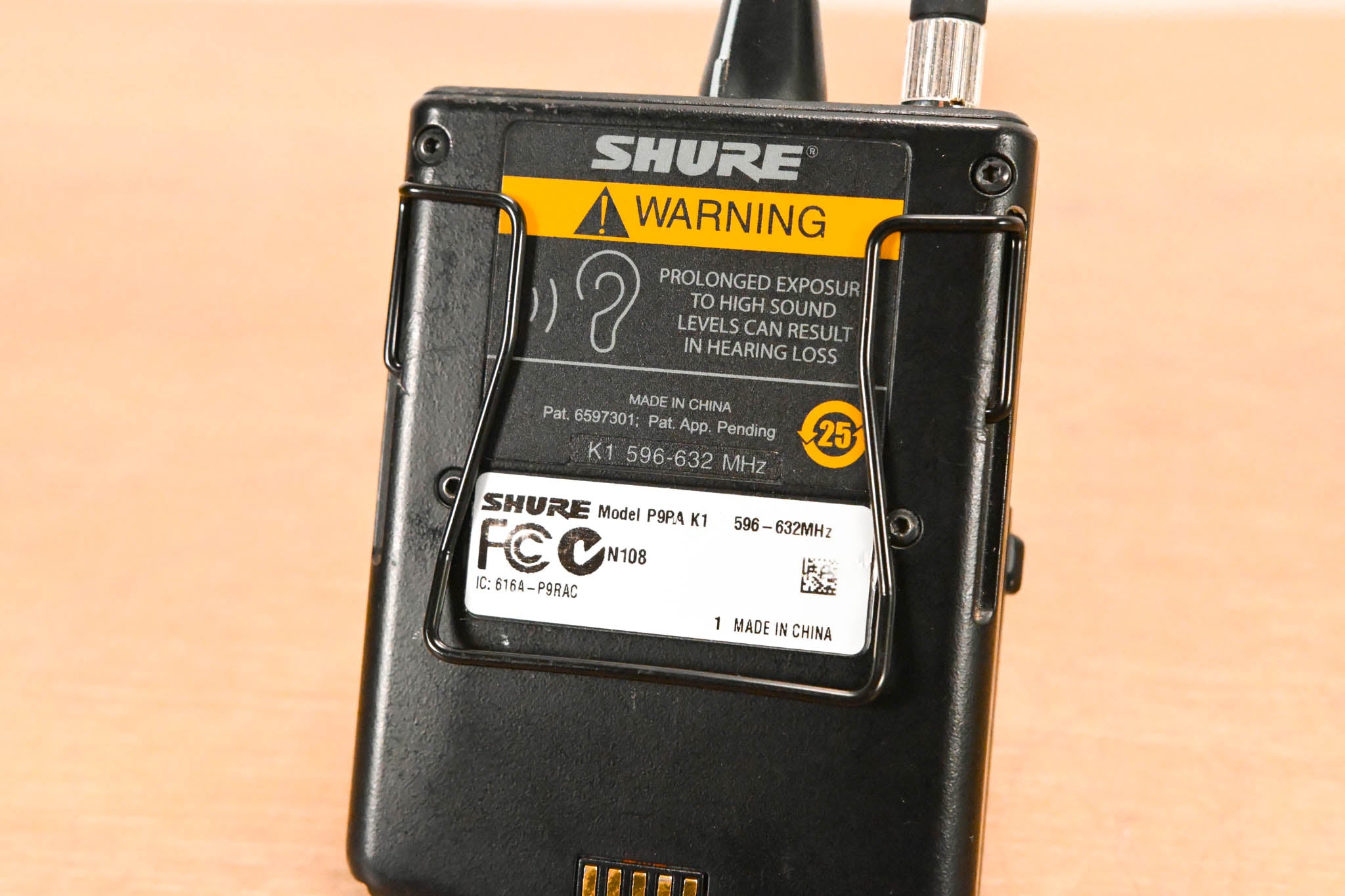 Shure P9RA-K1 Wireless Bodypack Receiver - K1 Band: 596-632 MHz