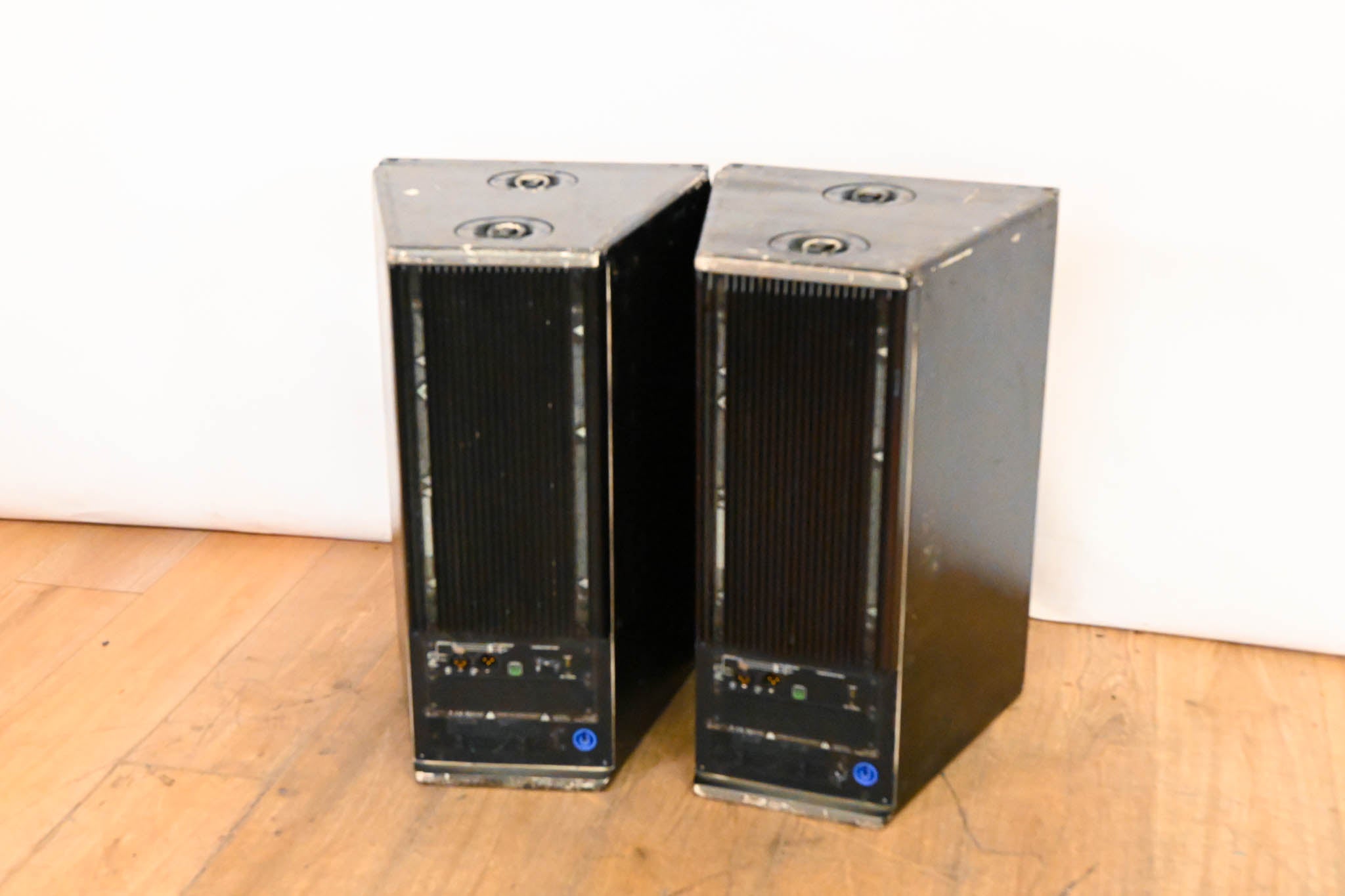 Meyer Sound UPA-1P Compact Wide Coverage Loudspeaker (PAIR)