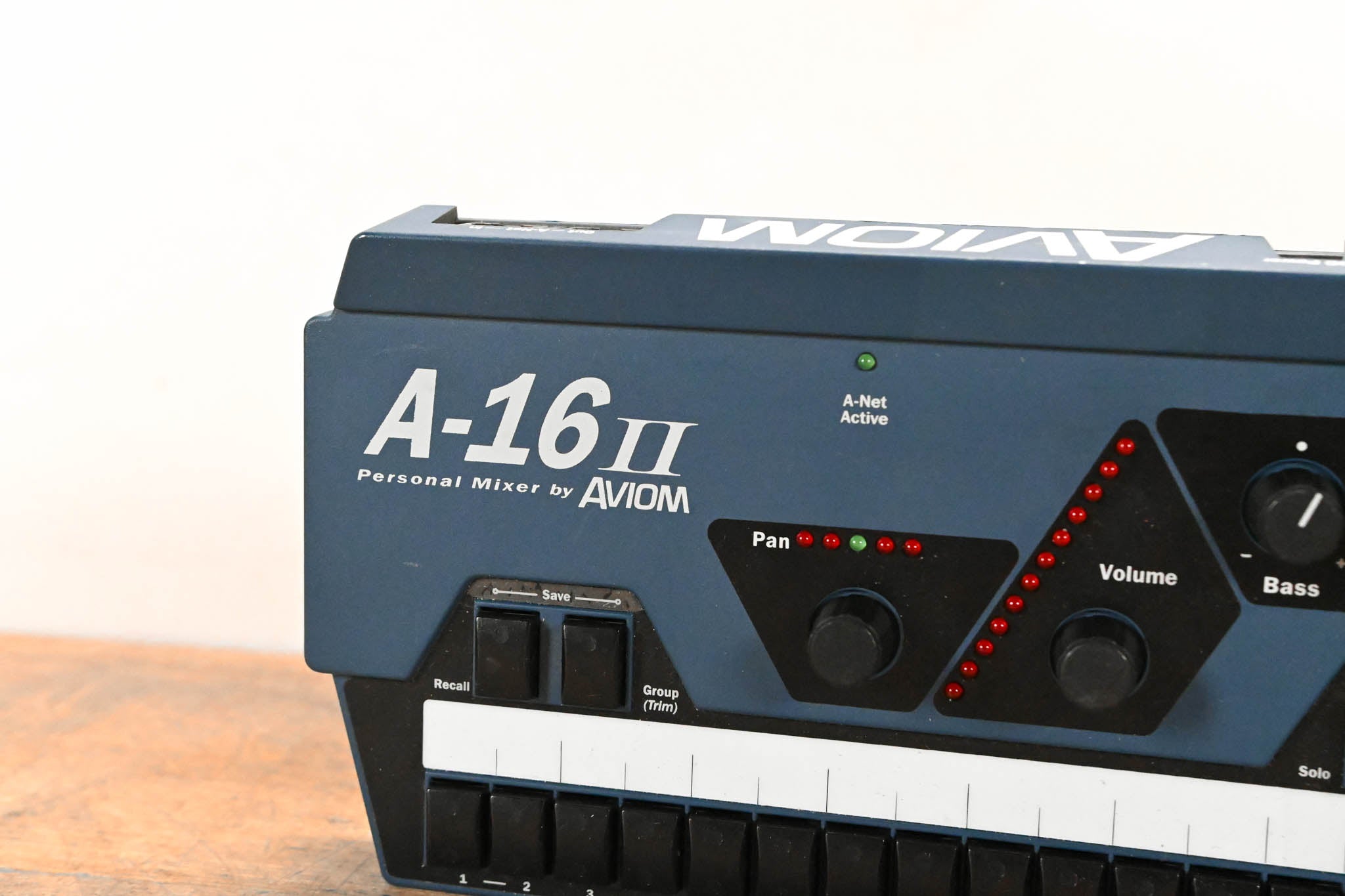 Aviom A-16II Personal Mixer