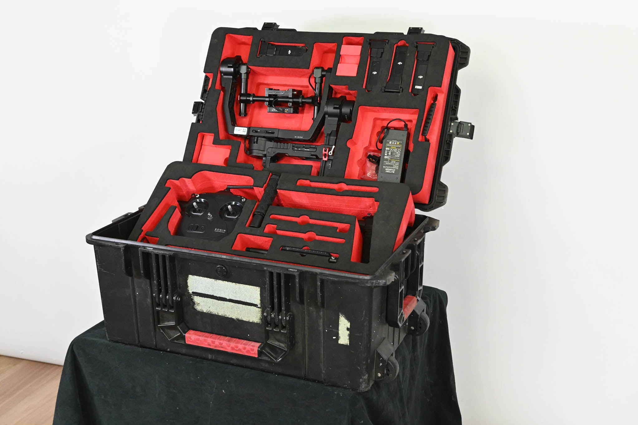 DJI Ronin 3-Axis Handheld Camera Gimbal with Case