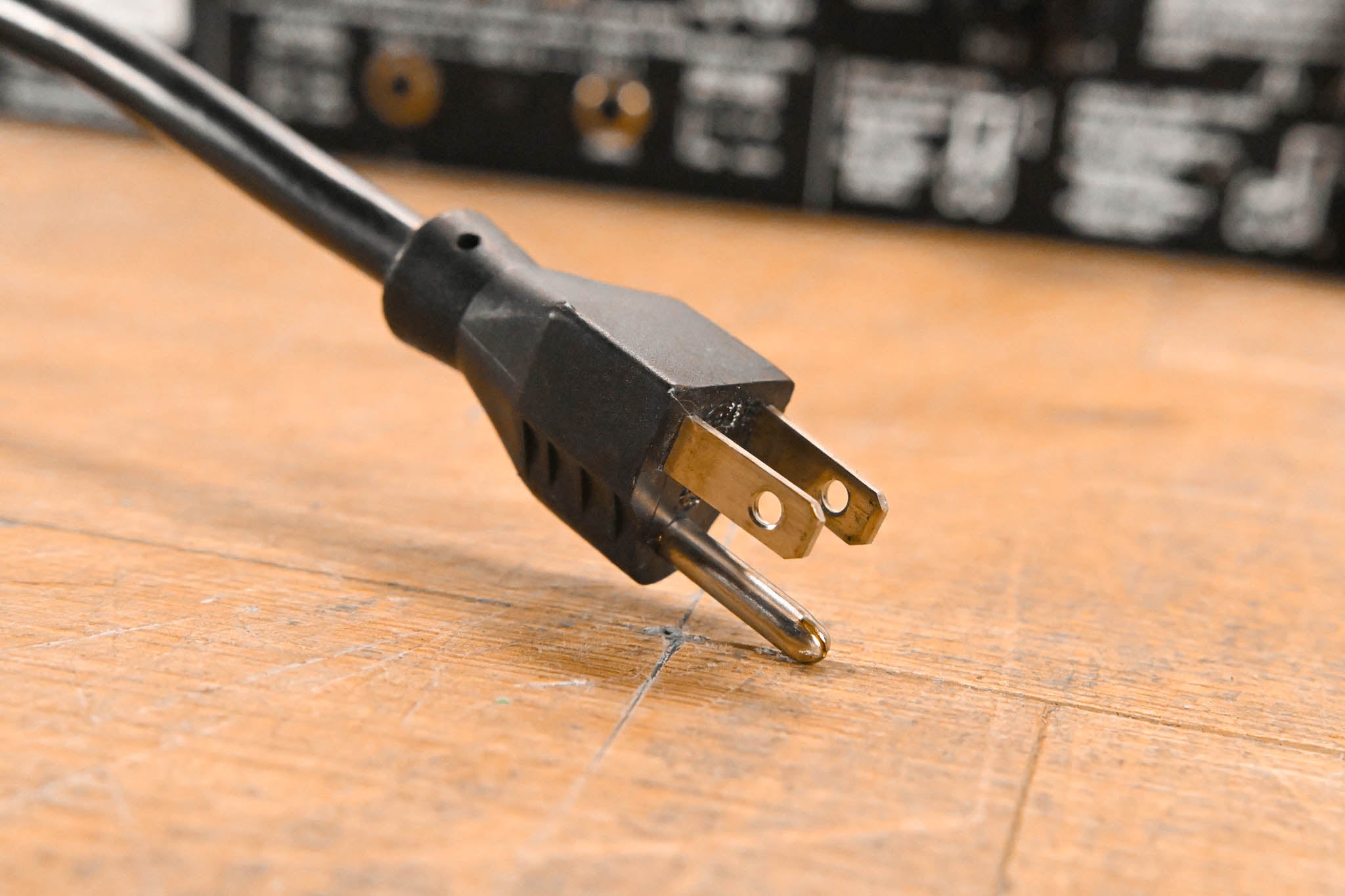 Crown Power-Tech 1.1 2-Channel Power Amp