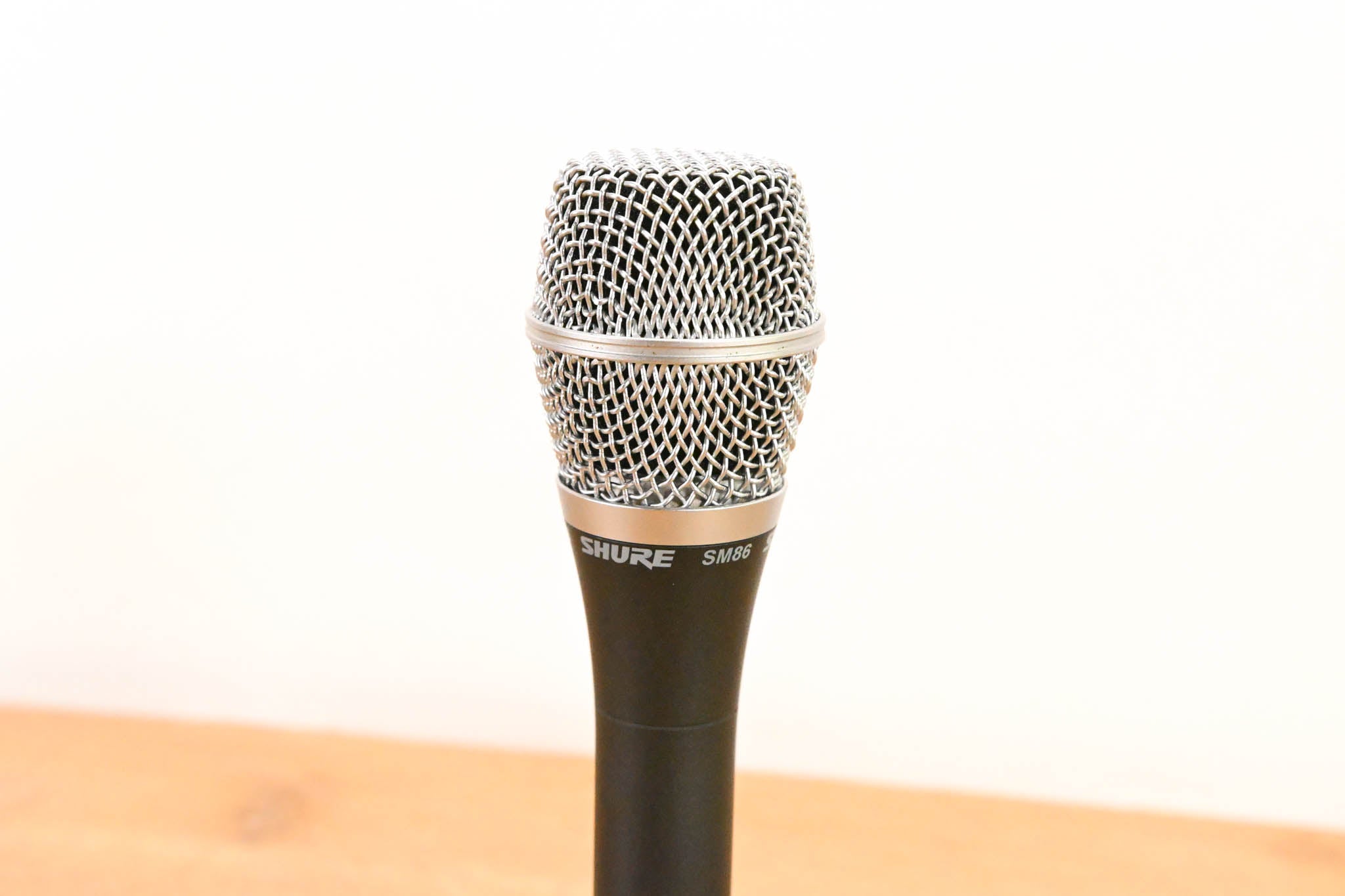 Shure SM86 Cardioid Condenser Handheld Vocal Microphone
