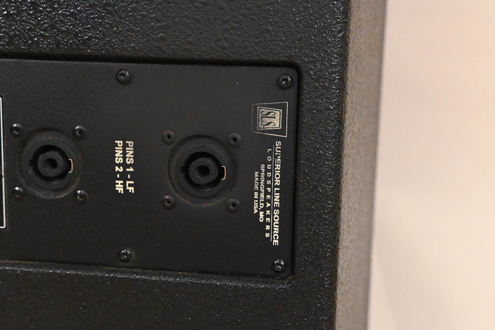 SLS LS8800 Full-Range Line Array Module (PAIR)