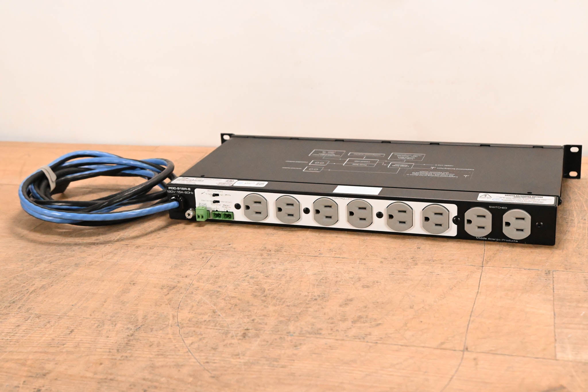 Middle Atlantic PDC-915R-6 15A Rackmount Power Strip with 9 Outlets