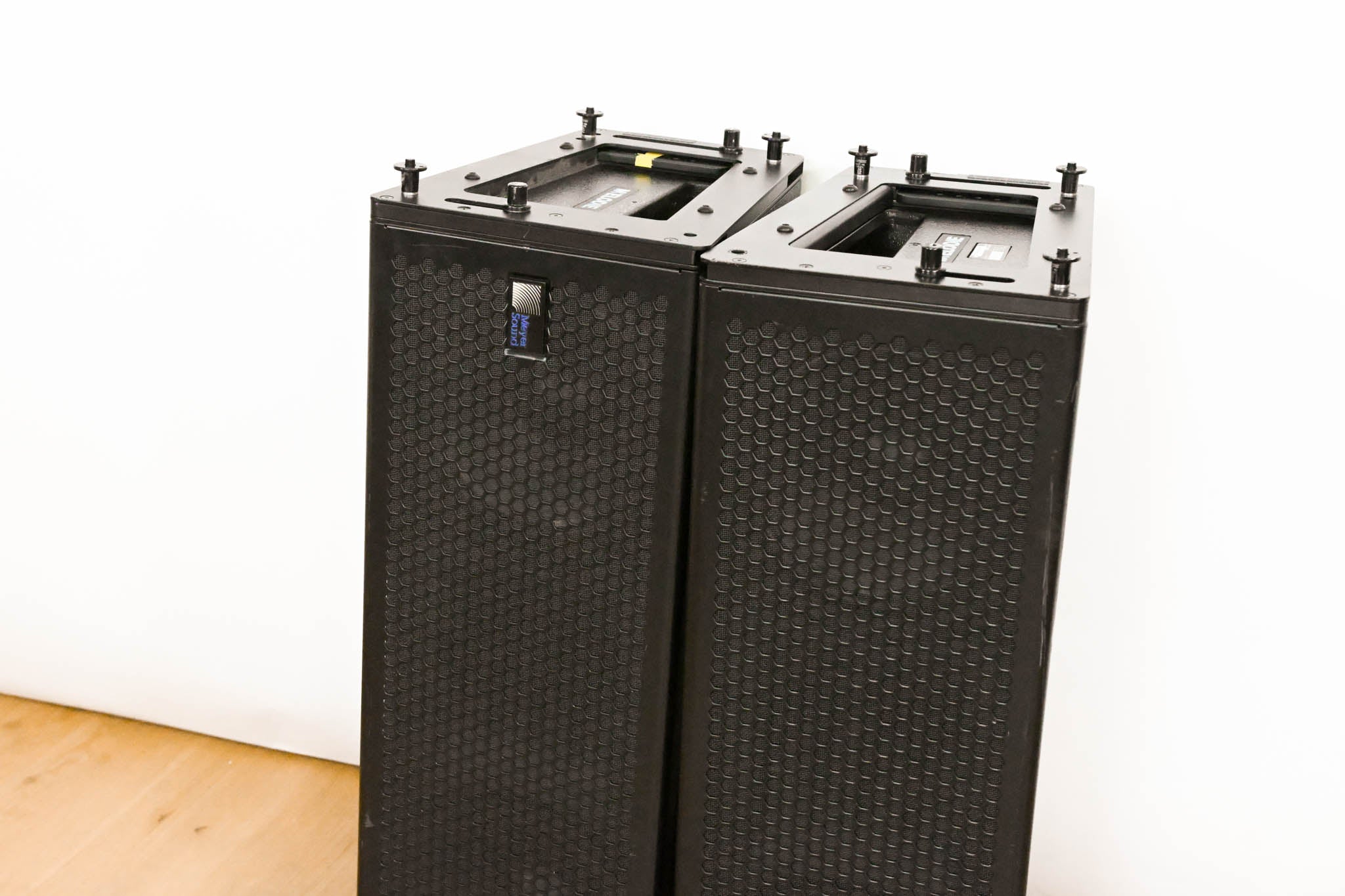 Meyer Sound M'elodie High-Power Curvilinear Array Loudspeaker (PAIR)