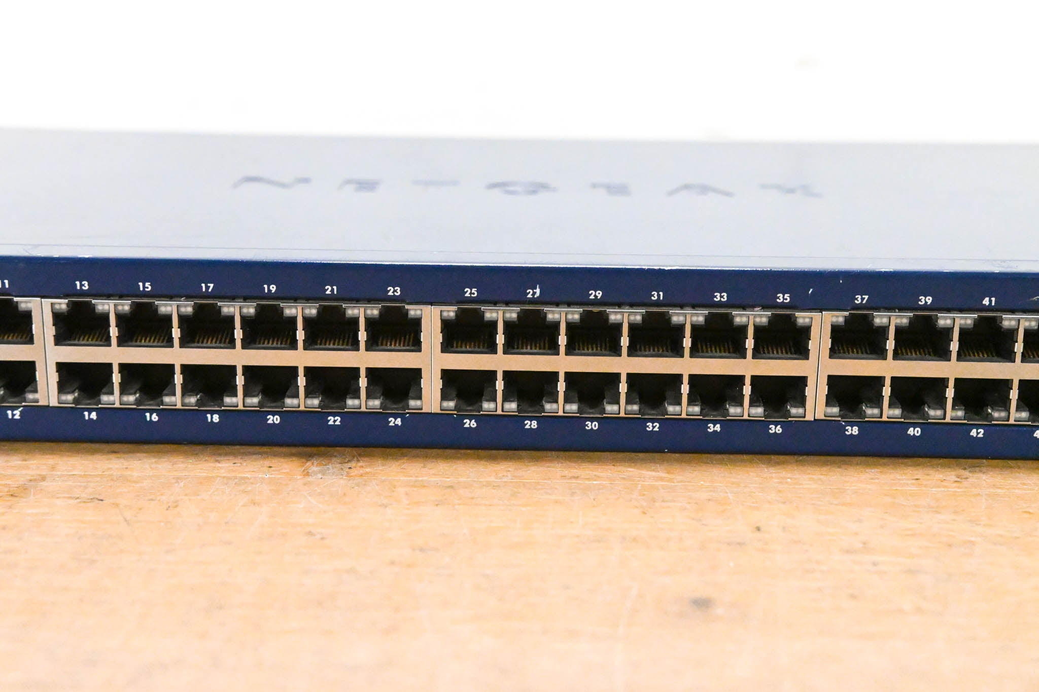 NETGEAR GSM7248 ProSafe 48-Port Gigabit Ethernet L2 Managed Switch