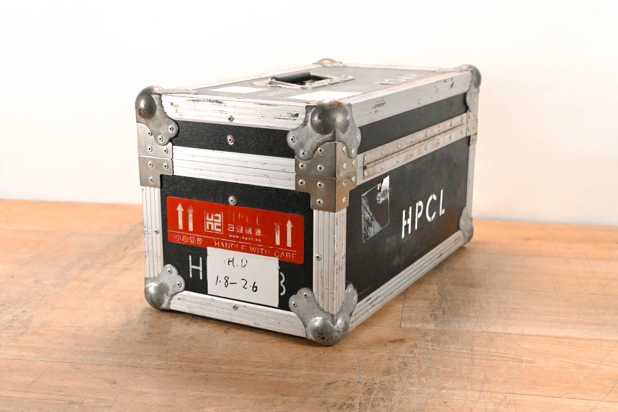 Unbranded Anvil Case - Interior Dimensions 19.25" x 11.25" x 10.5"