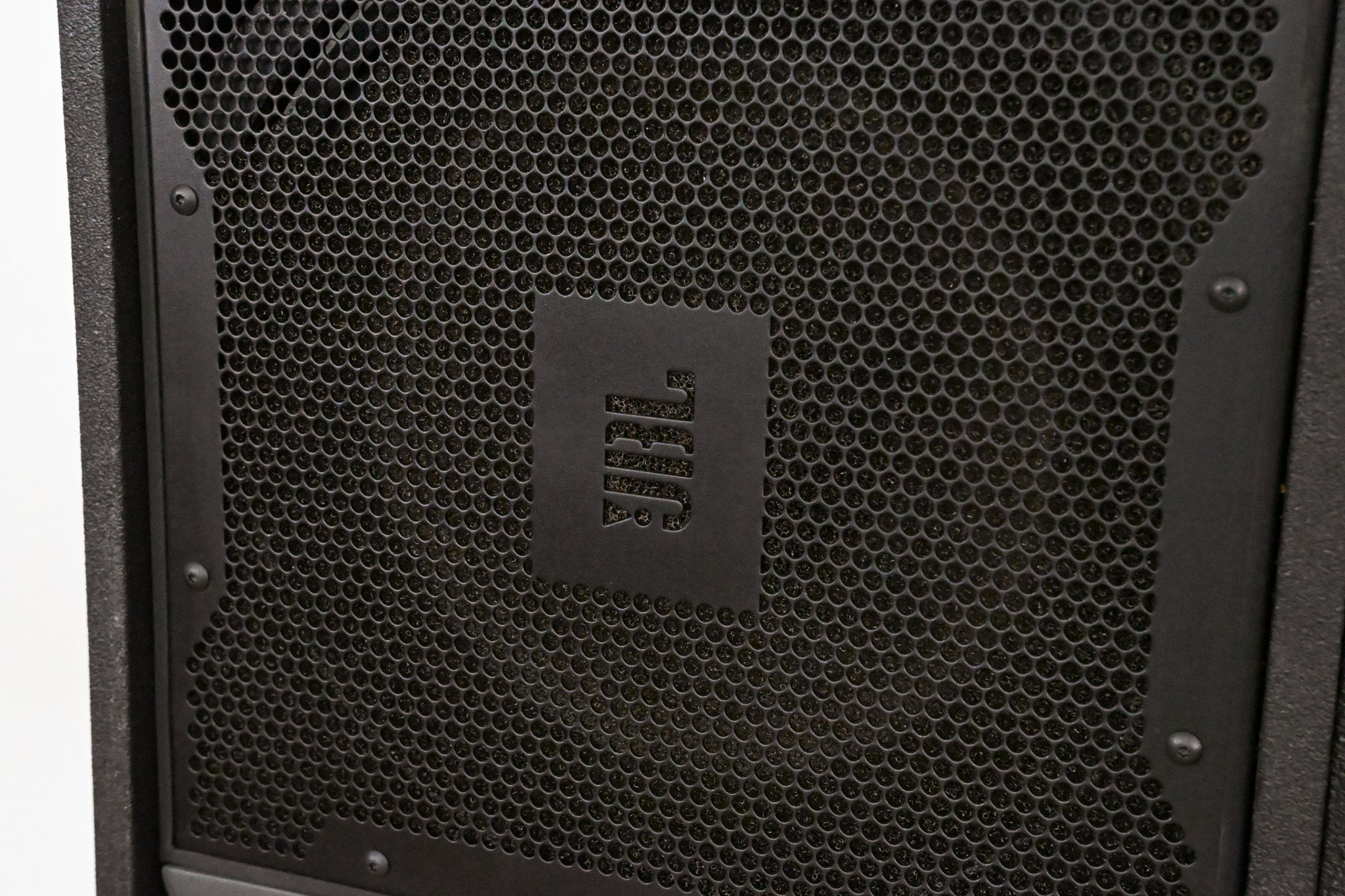 JBL VT4888DP Powered 3-Way Line Array Speaker (PAIR)