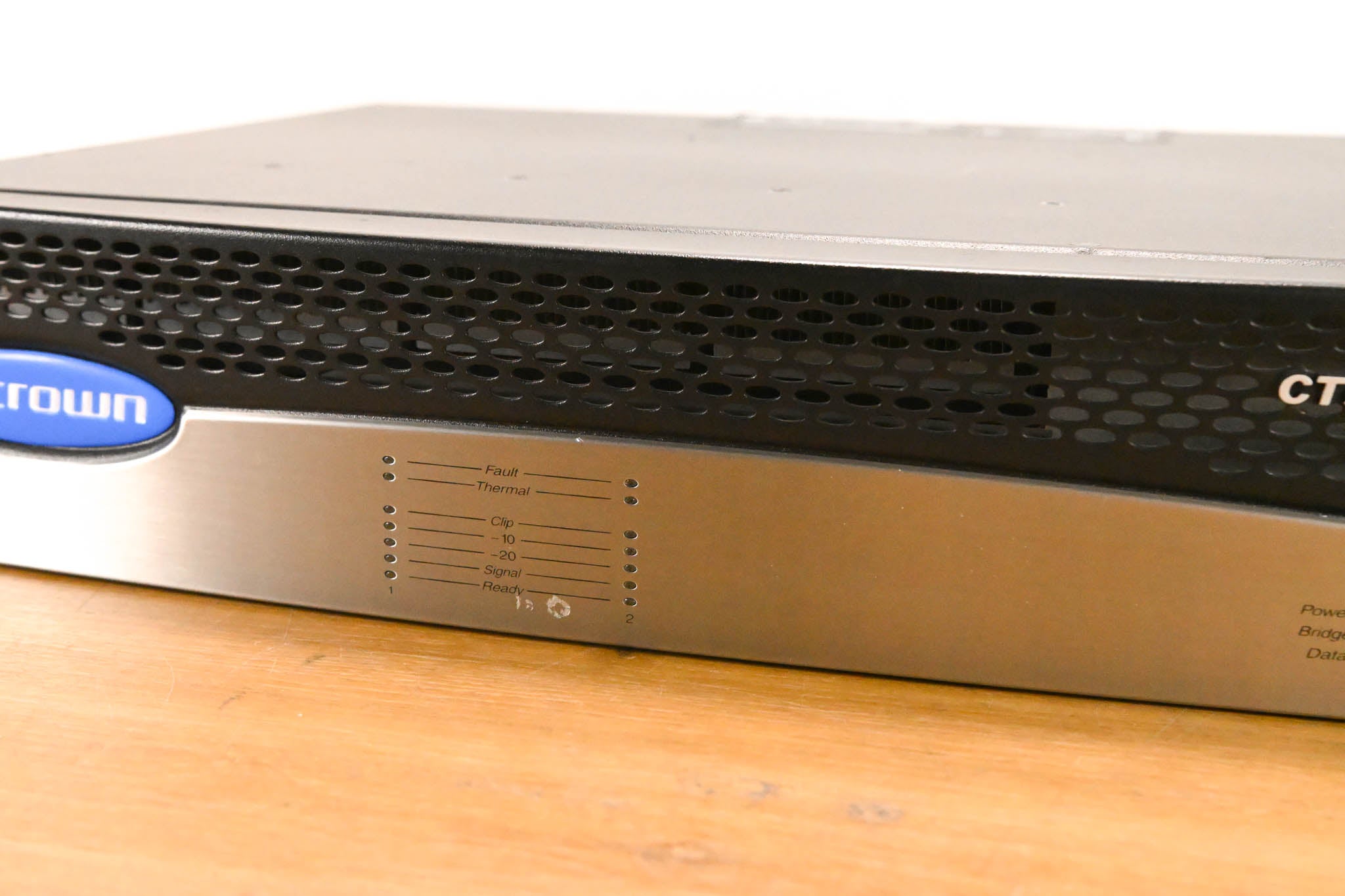 Crown CTs 3000 Two-Channel 1500W Power Amplifier