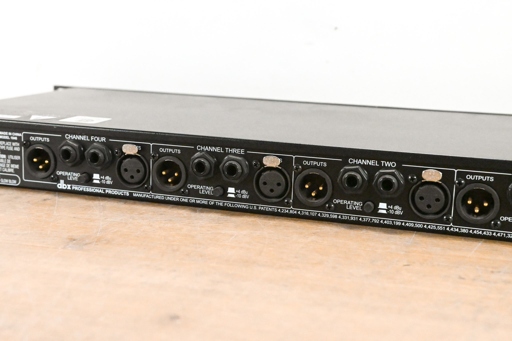 dbx 1046 Quad Compressor/Limiter