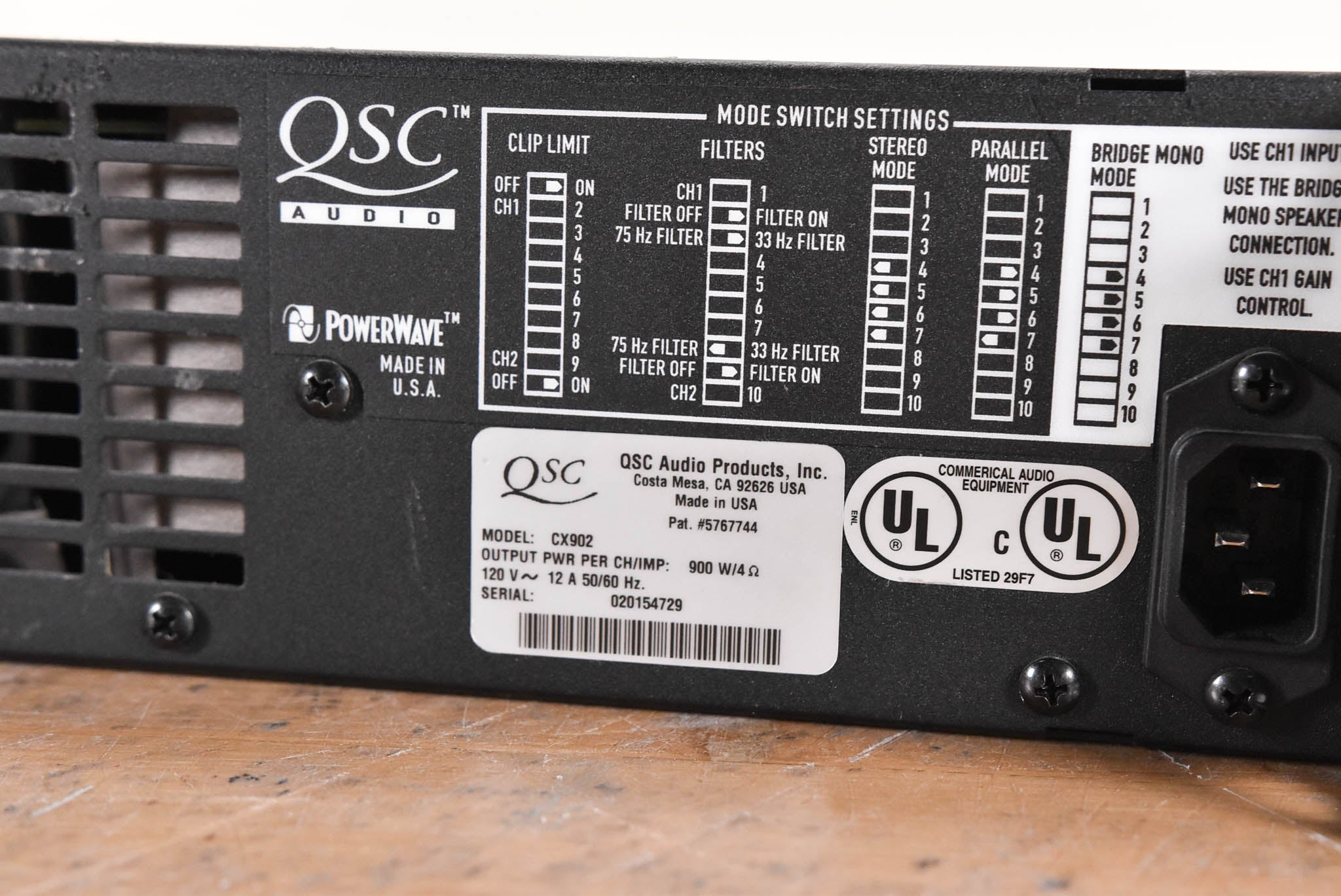 QSC CX902 2-Channel Power Amplifier