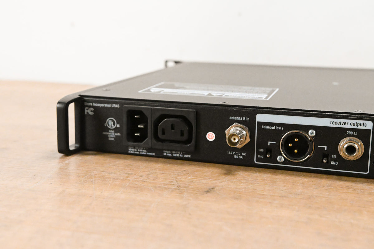 Shure UR4S Wireless Receiver - G1 Band: 470-530 MHz