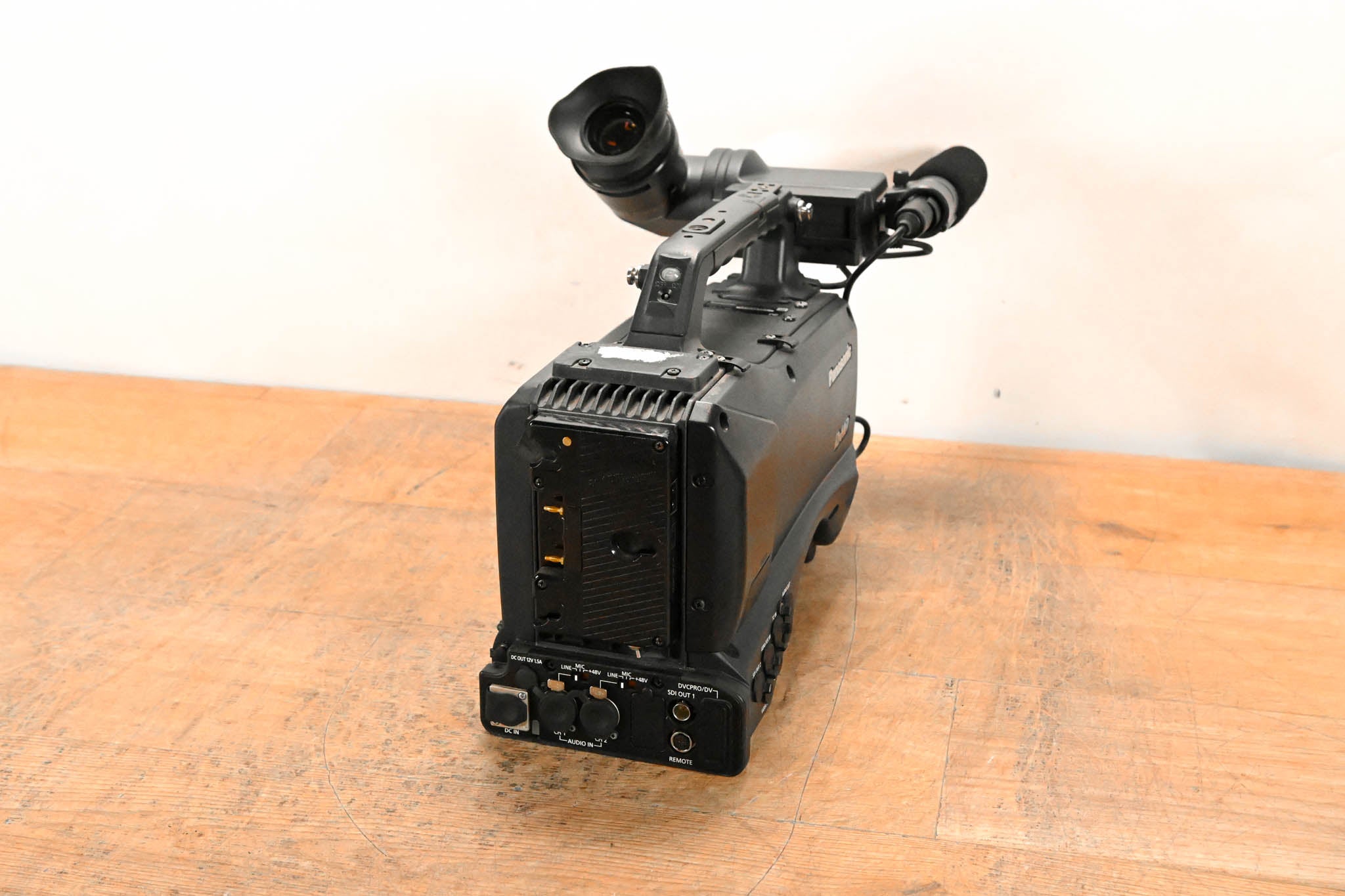 Panasonic AG-HPX370P 1/3" ENG P2HD Camcorder